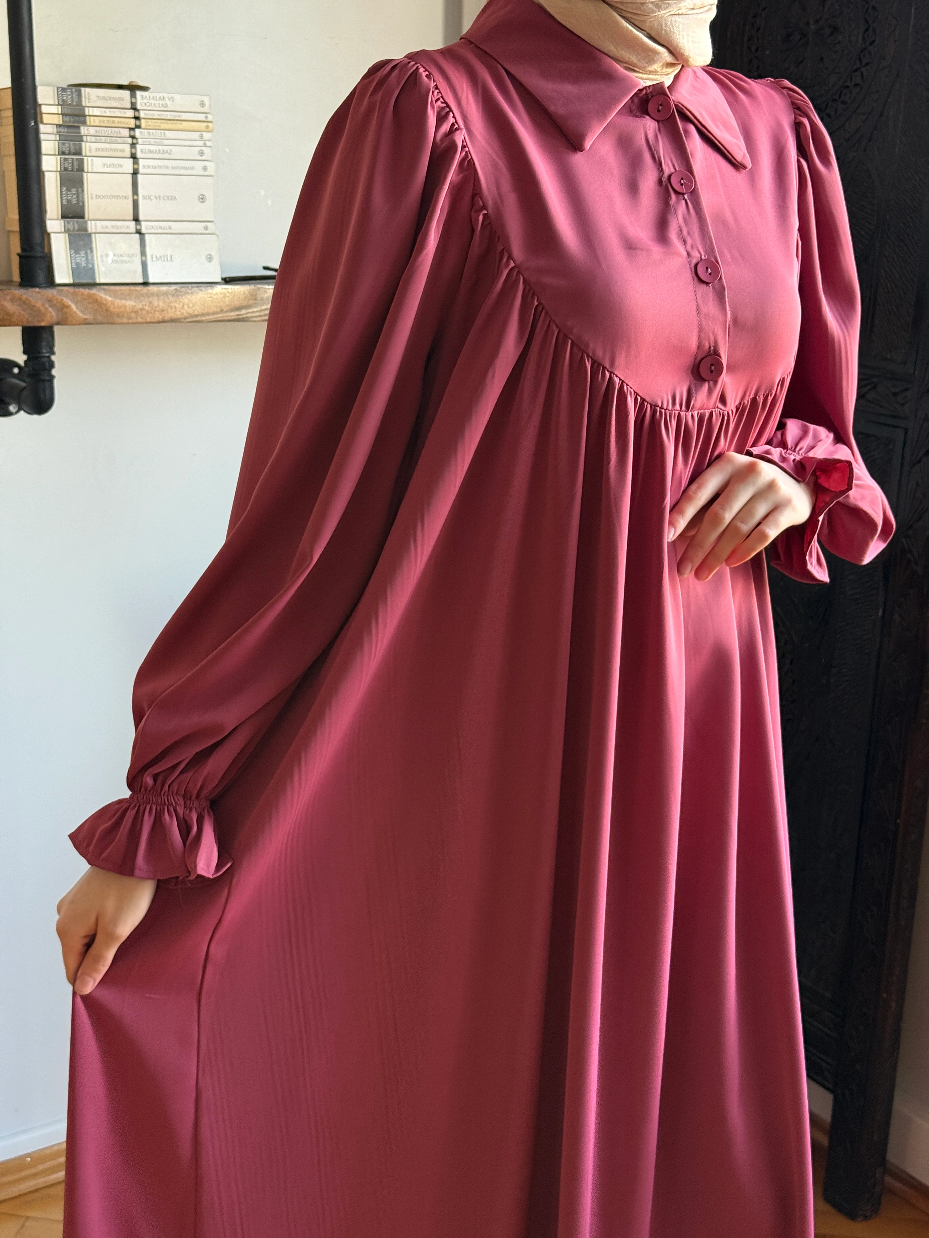 Gömlek Yaka Yarım Pat Dubai İpeği Elbise 1926 NAVRA | FENDEL - pudra