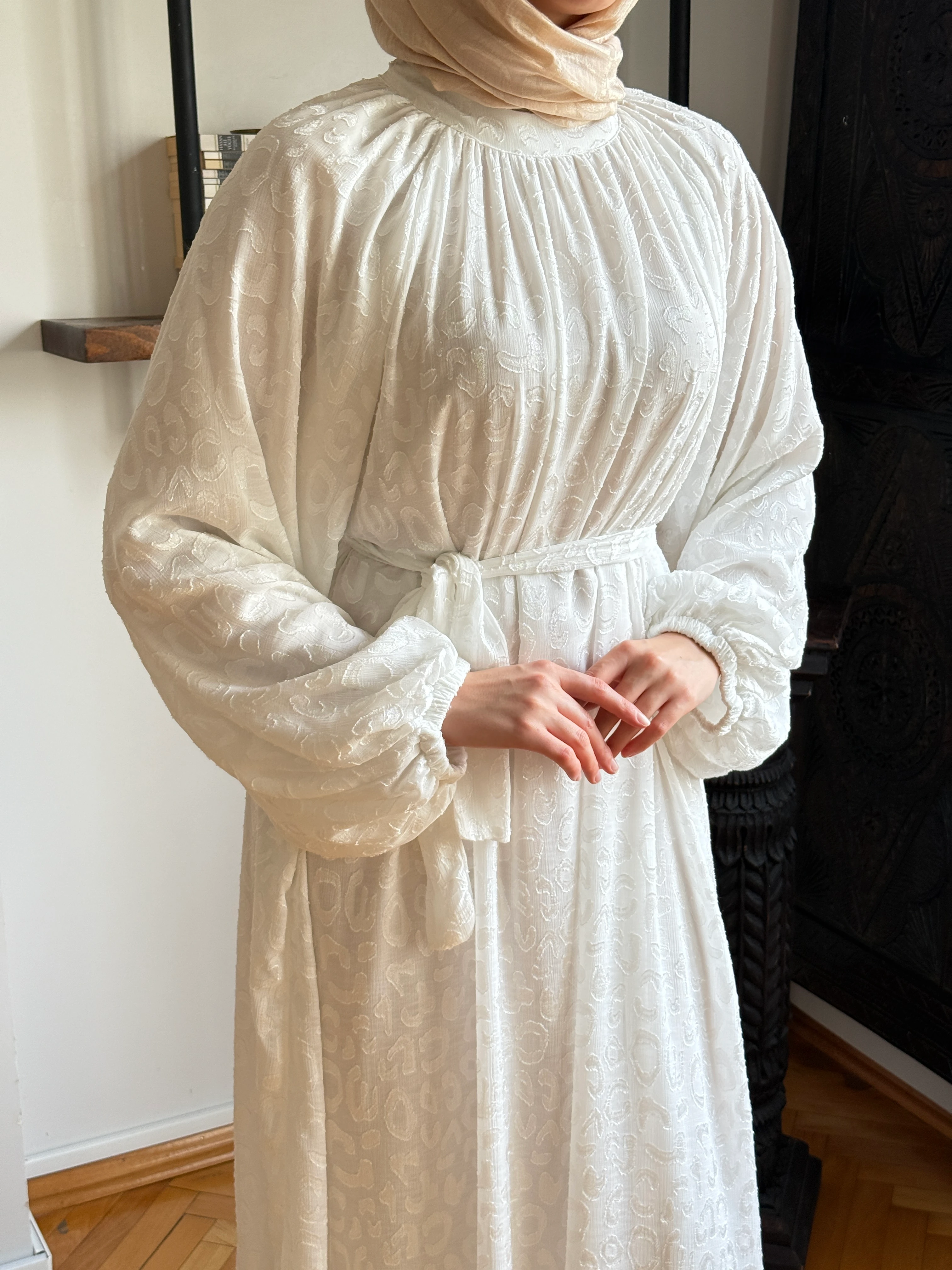 Reglan Kol Kesme Jakar Astarlı Şifon Elbise 1877 NAVRA | FENDEL - beyaz