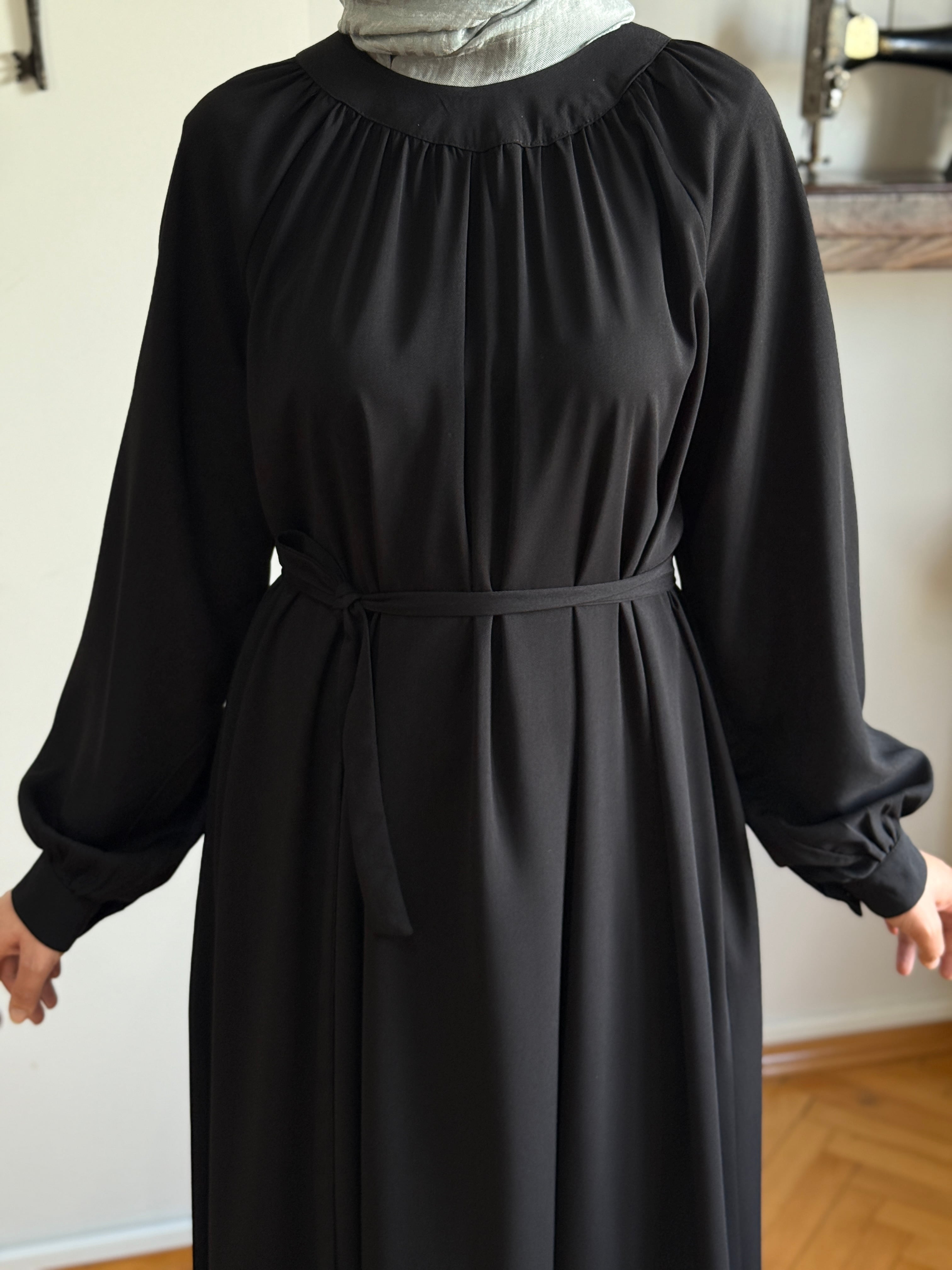 Reglan Kollu Büzgülü Elbise 5089 - siyah