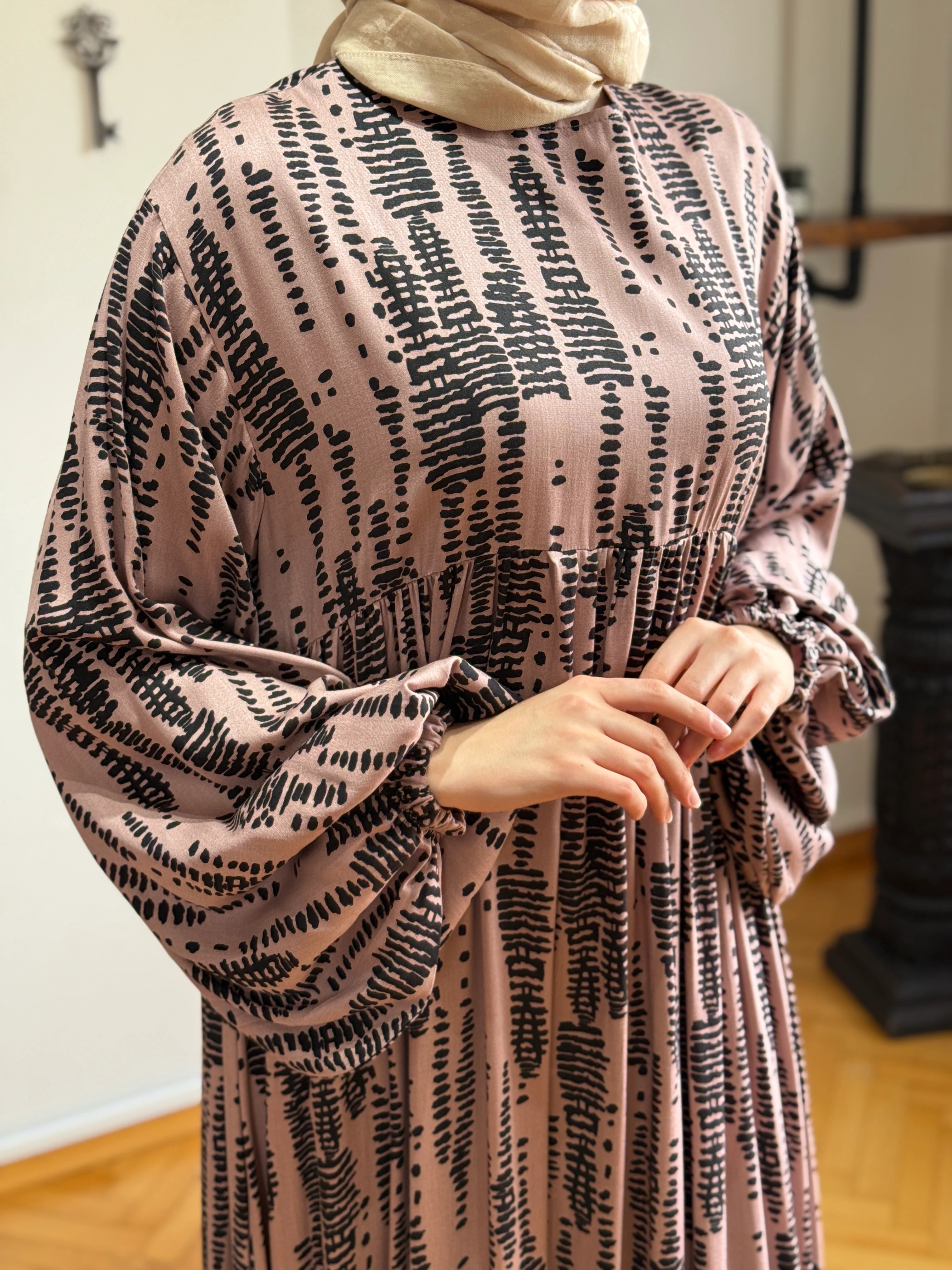 Balon Kol Robalı Pamuk Elbise1915 NAVRA | FENDEL