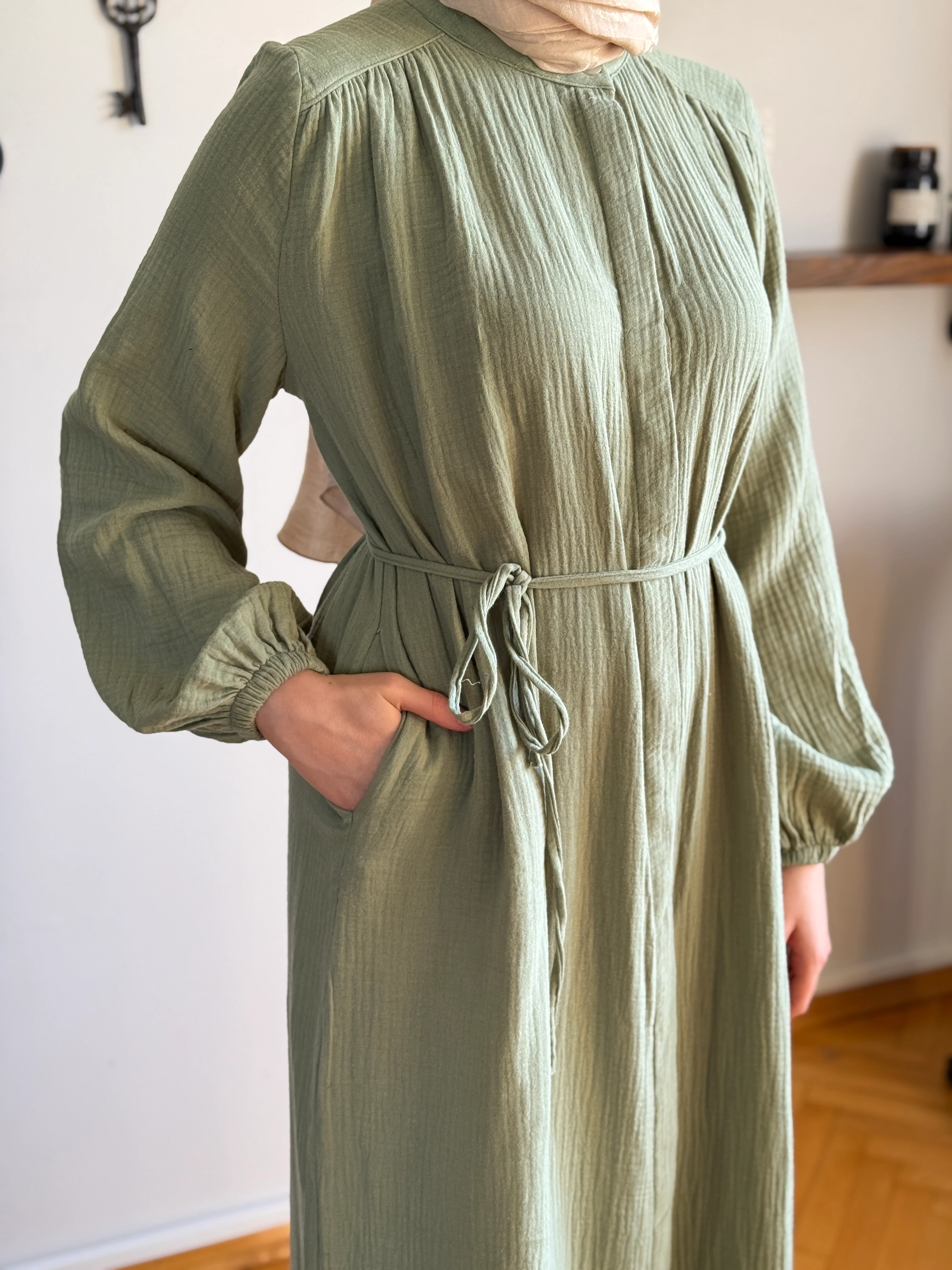 Tam Boy Düğmeli Müslin Ferace 5102 NAVRA | FENDEL - fıstık yeşili