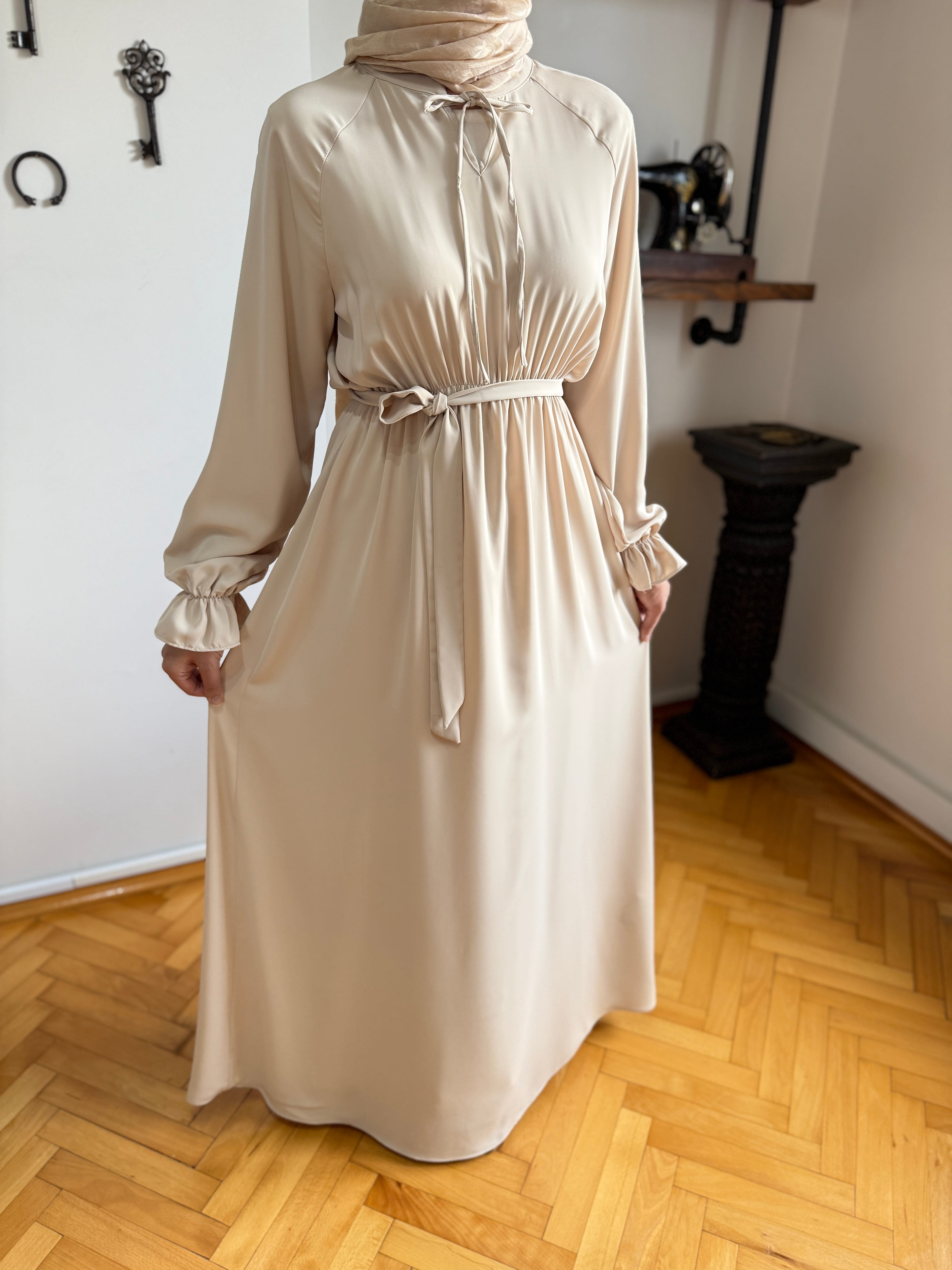 Reglan Kol Bel Lastikli Elbise 5077