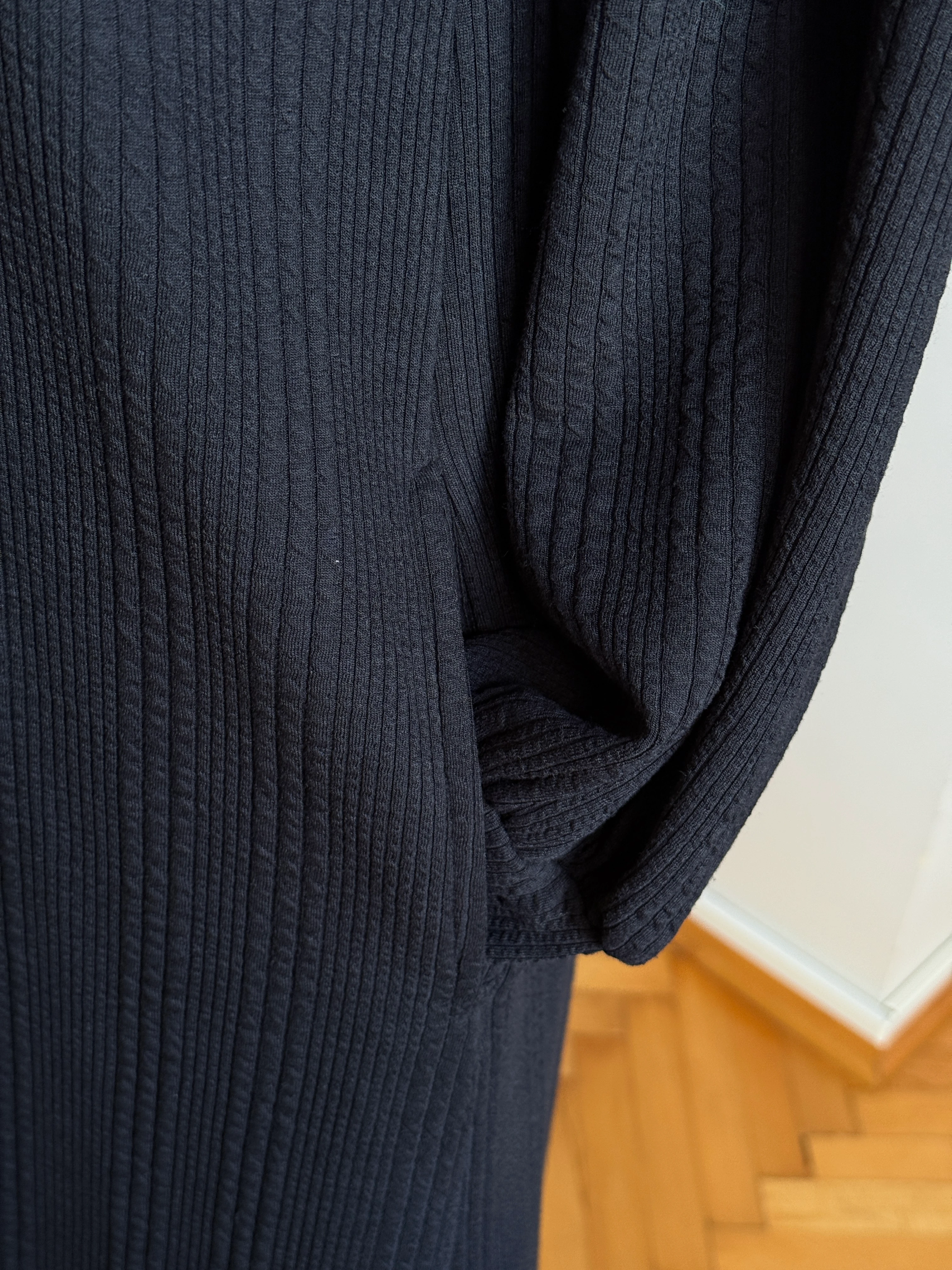 Kapüşonlu ve Cepli Örme Elbise 2402 NAVRA | FENDEL