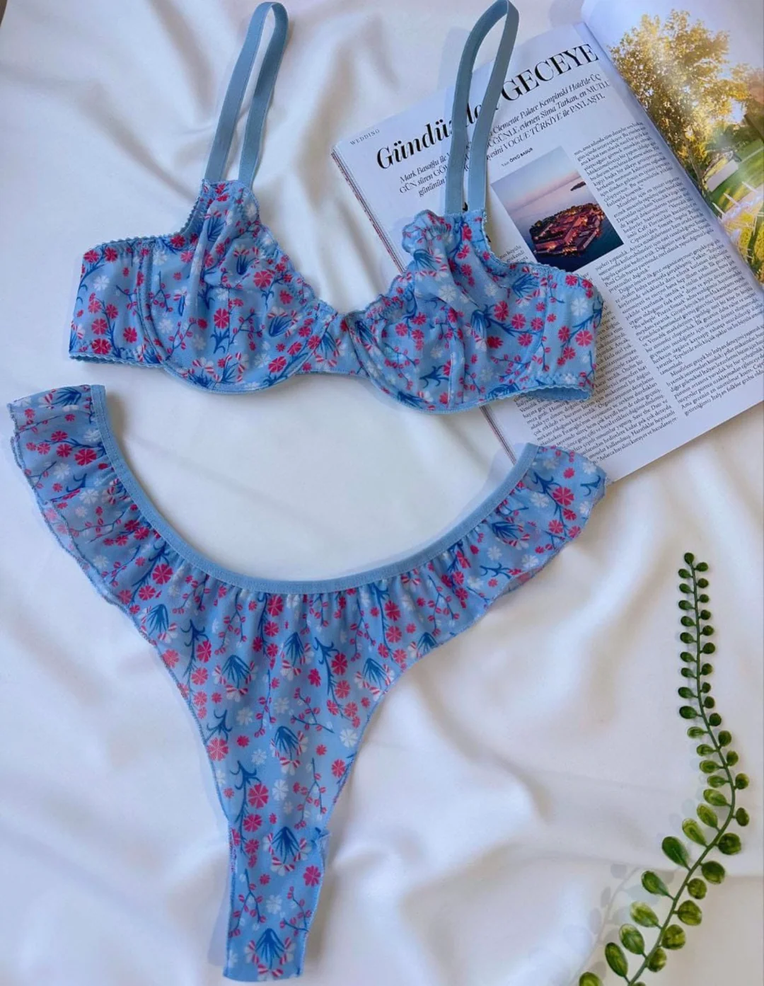 Fırfırlı  Desenli Takım  - MAVİ