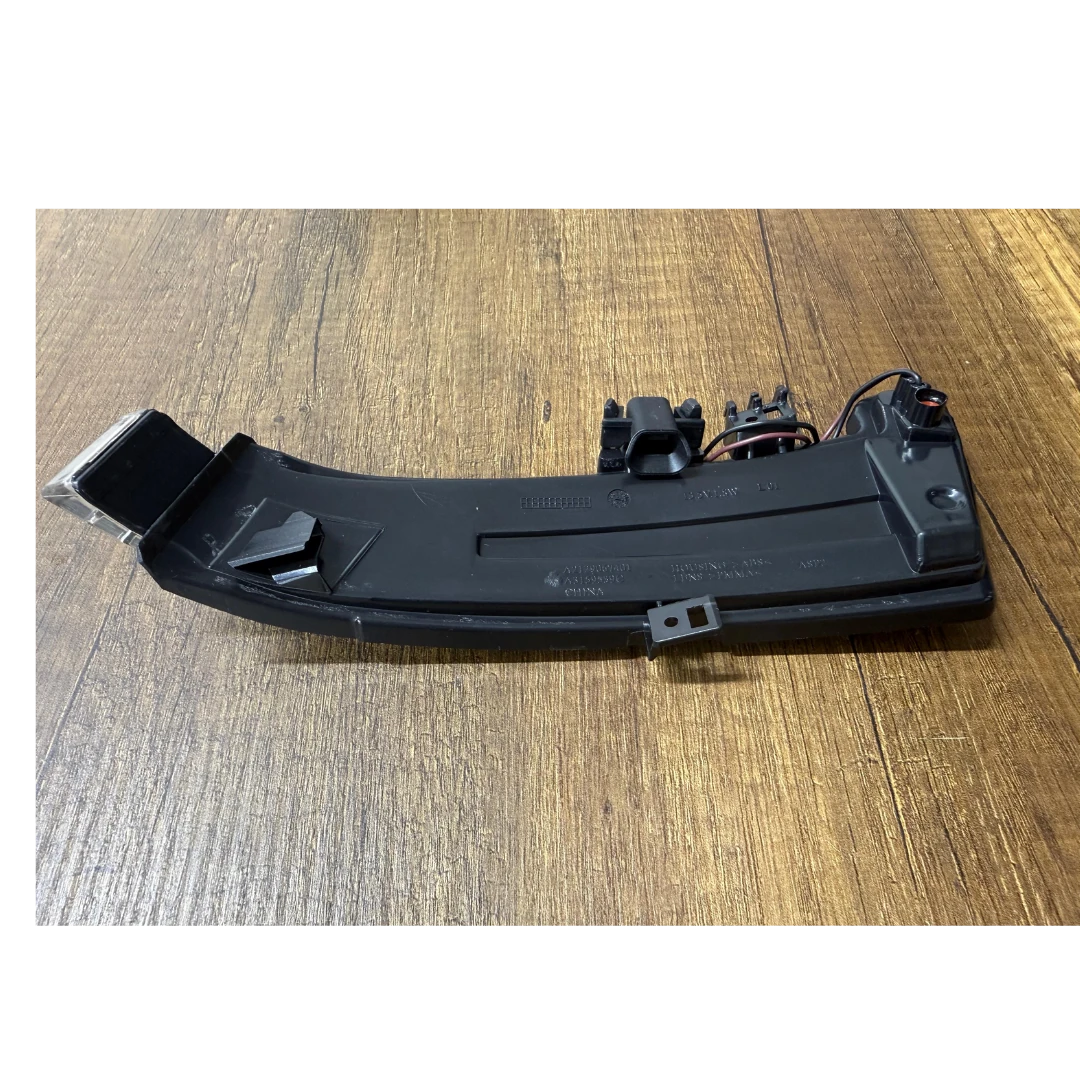 Ayna Sinyali Sol Mercedes W117 W156 W176 W246 W204 W212