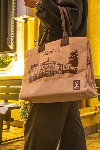 Mödling Omuz Çantası