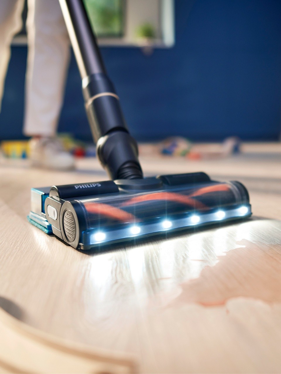 Philips Aqua 7000 Serisi XC7053/01 Dikey Şarjlı Süpürge Mavi