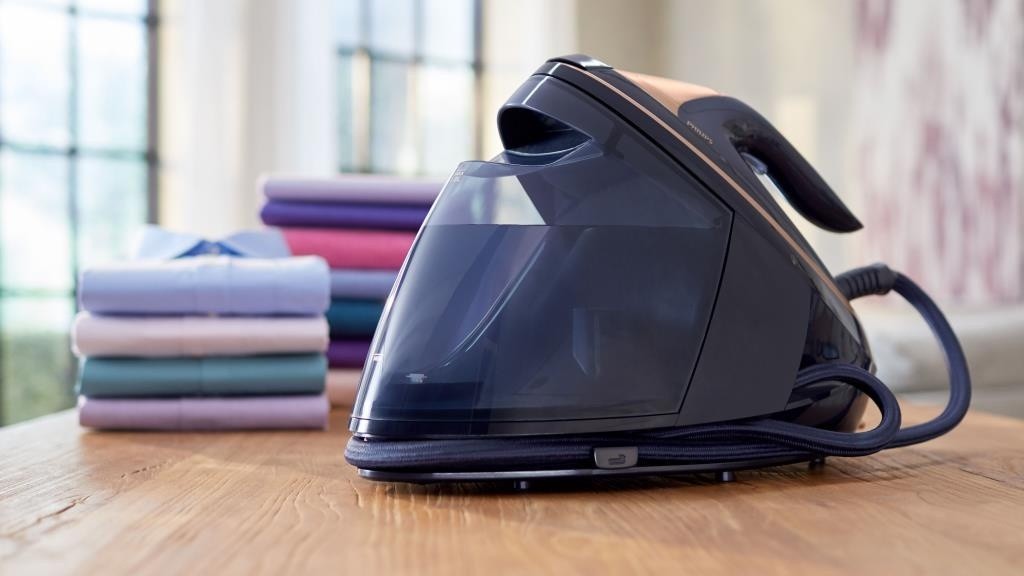Philips PSG9050/20 PerfectCare ActiveSense 3100 W Buhar Kazanlı Ütü Lacivert