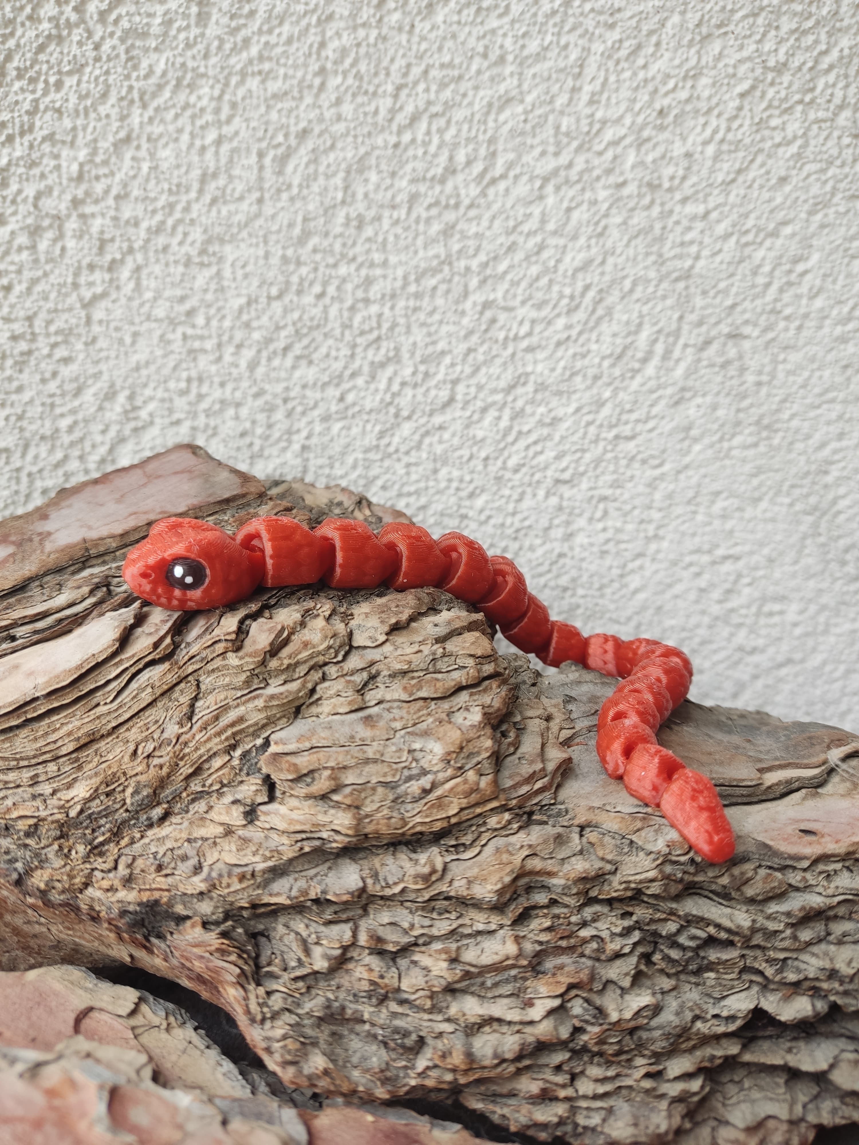 3D Hareketli 35 cm Yılan Figürleri – Sevimli ve Esnek Koleksiyon Oyuncağı, Hediyelik & Dekoratif Obje (Renk Seçenekli)