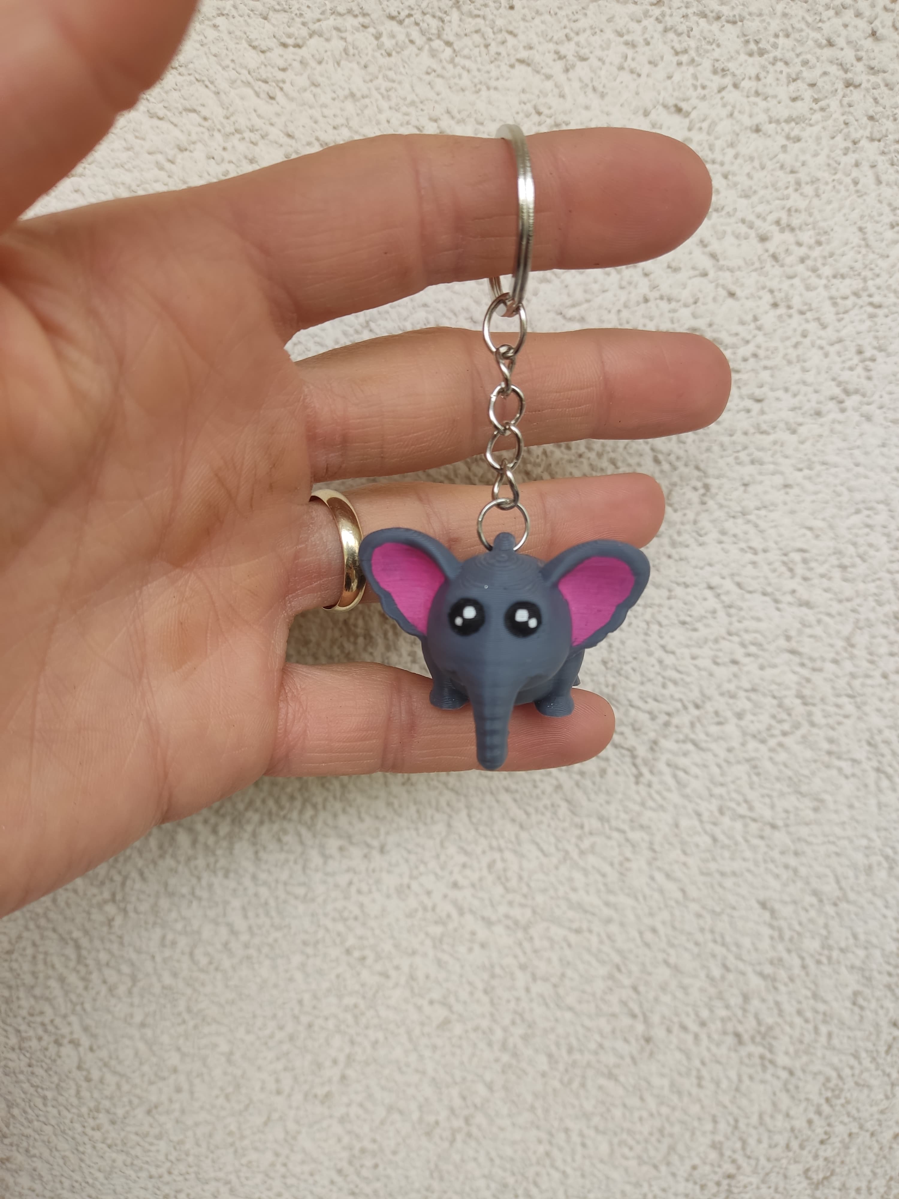 3D Mini Fil Anahtarlık - Sevimli El Boyama Hayvan Figürü, Esnek ve Eğlenceli Tasarım (3.5 cm)