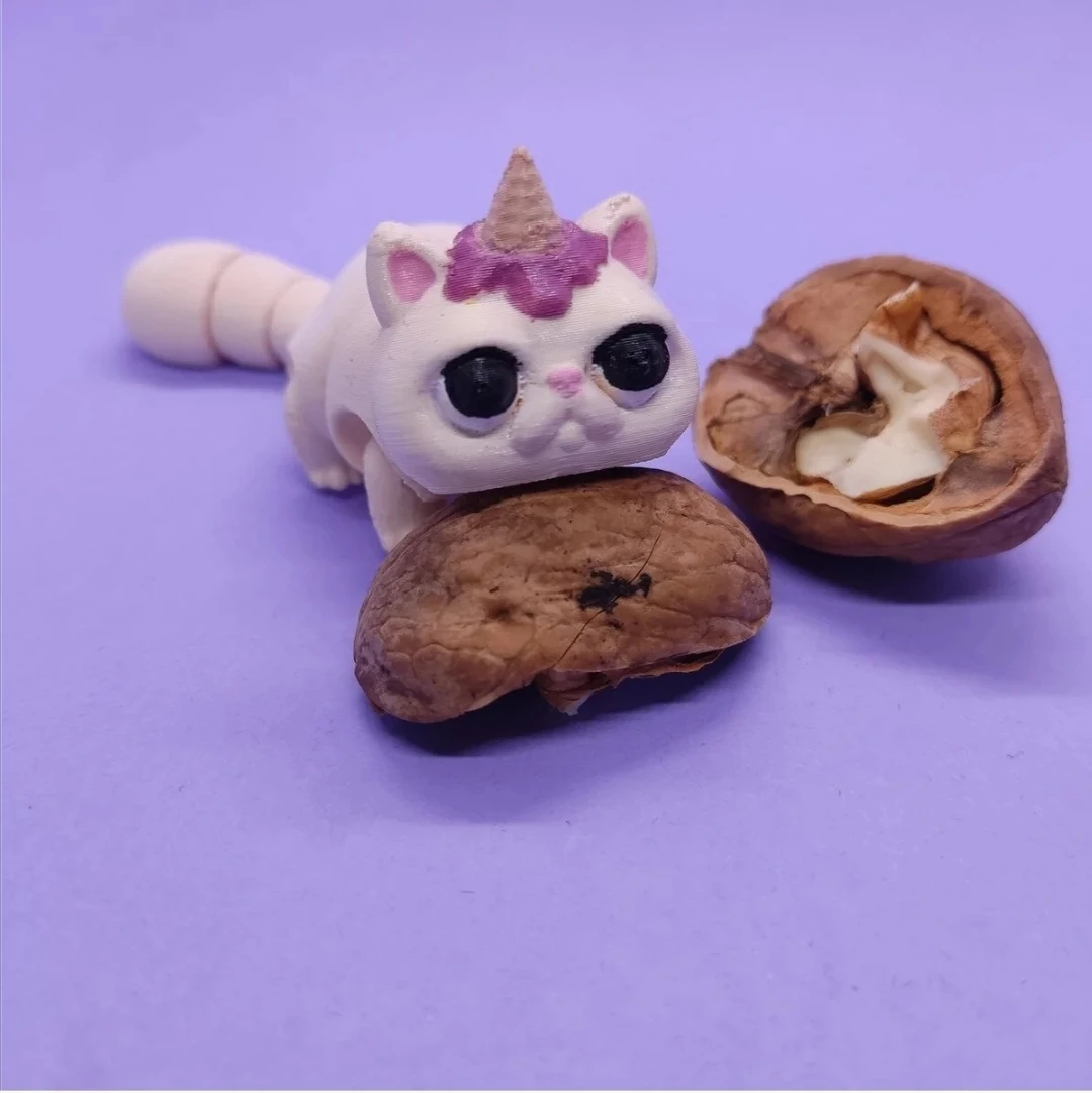 Dondurma Sever Kedi Figür – 3D Baskı Hareketli – Flexi PLA Figür