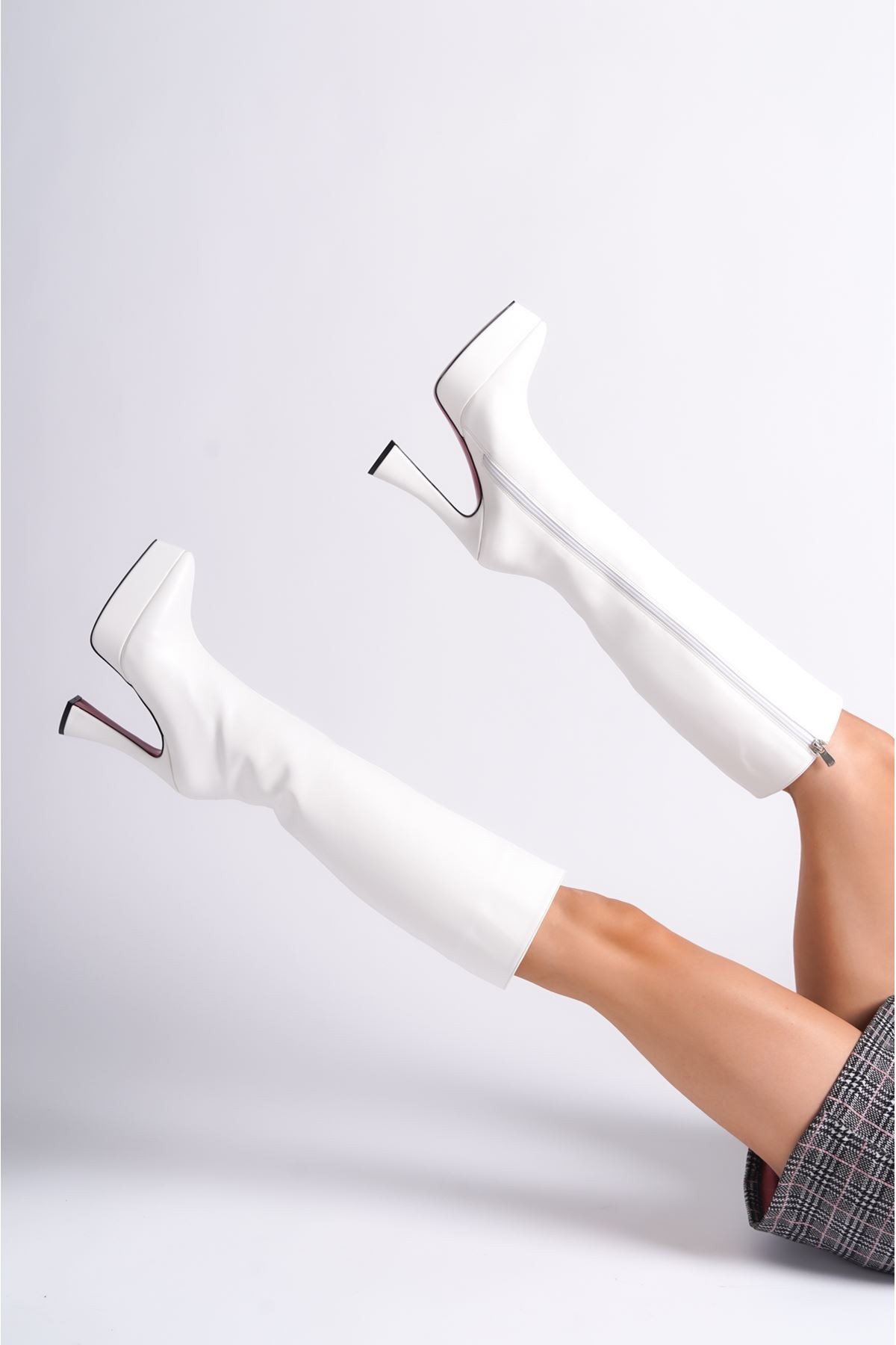 Beyaz Platform Tasarım Kadın Çizme Yüksek Topuklu Ayakkabı Violet