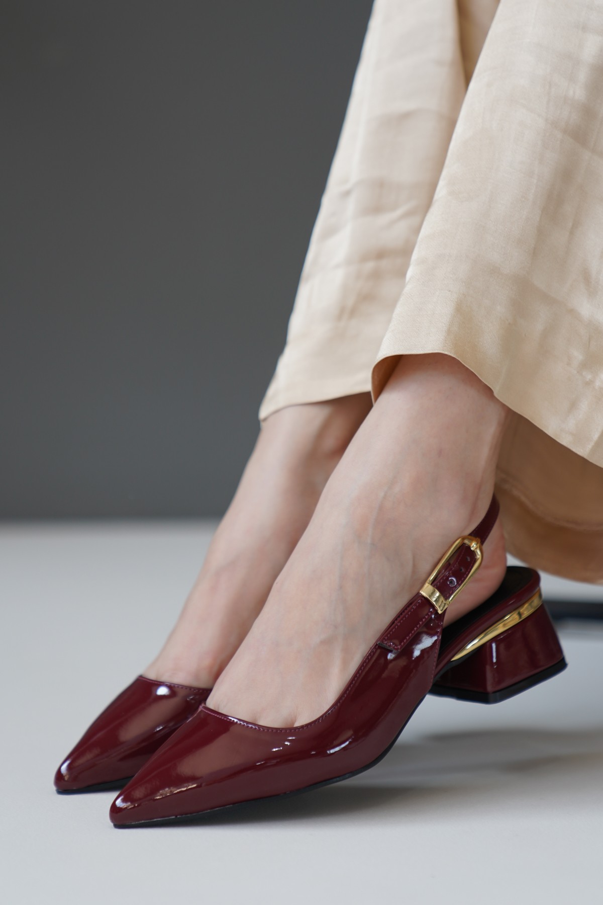 Bordo Rugan Gold Detaylı Kadın Topuklu Ayakkabı Vorina