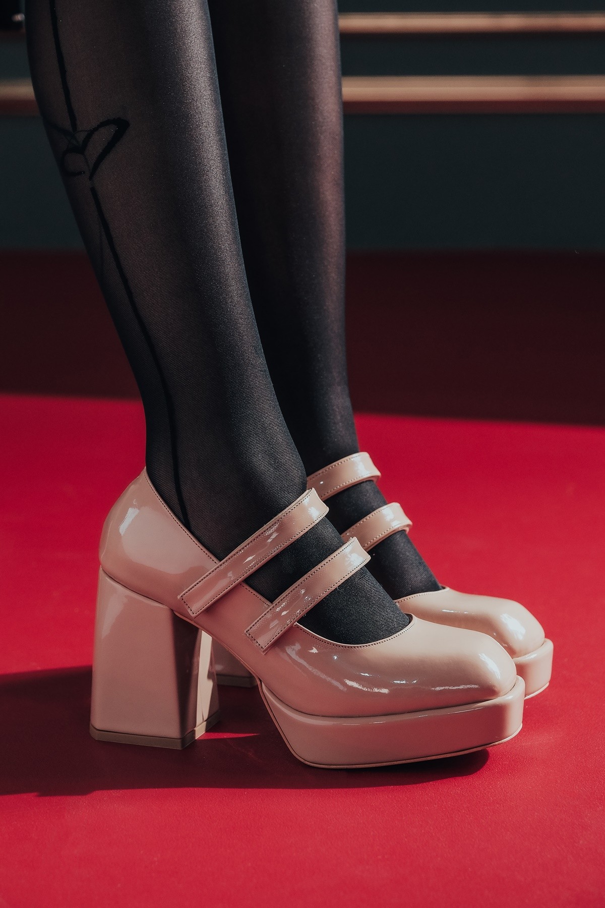 Nude Rugan Çift Cırtlı Kadın Platform Topuklu Ayakkabı Girona