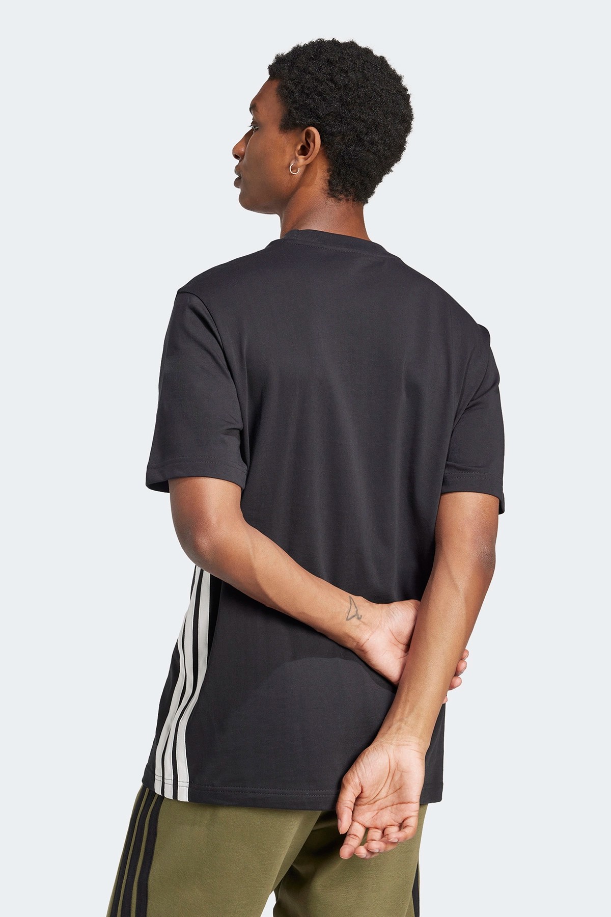 Adidas Ribana Bisiklet Yaka Normal Kesim Siyah Erkek Tişört - JD1906