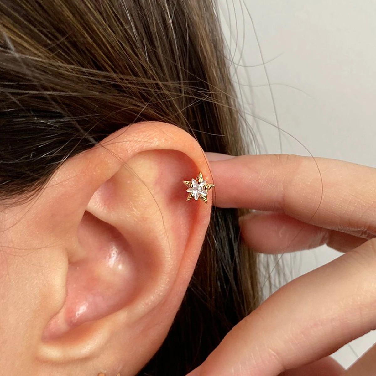 Zirkon Taşlı Mini Yıldız Çelik Piercing