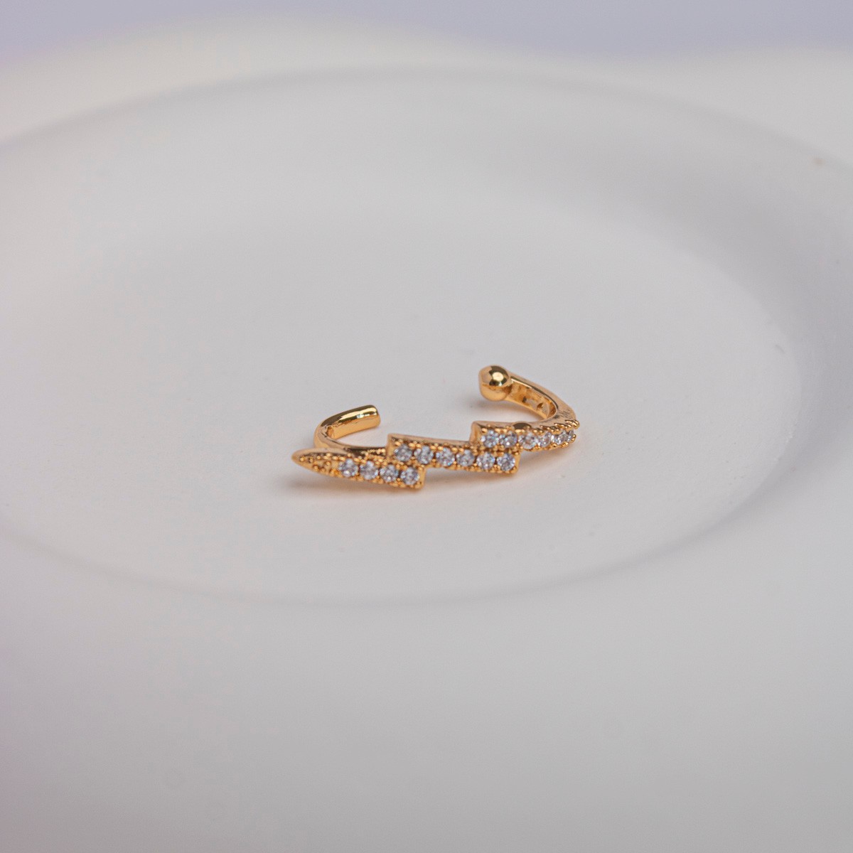 Zirkon Taşlı Şimşek Çelik Earcuff