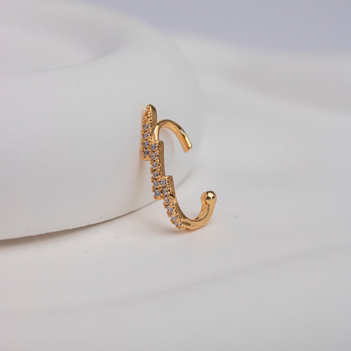 Zirkon Taşlı Şimşek Çelik Earcuff