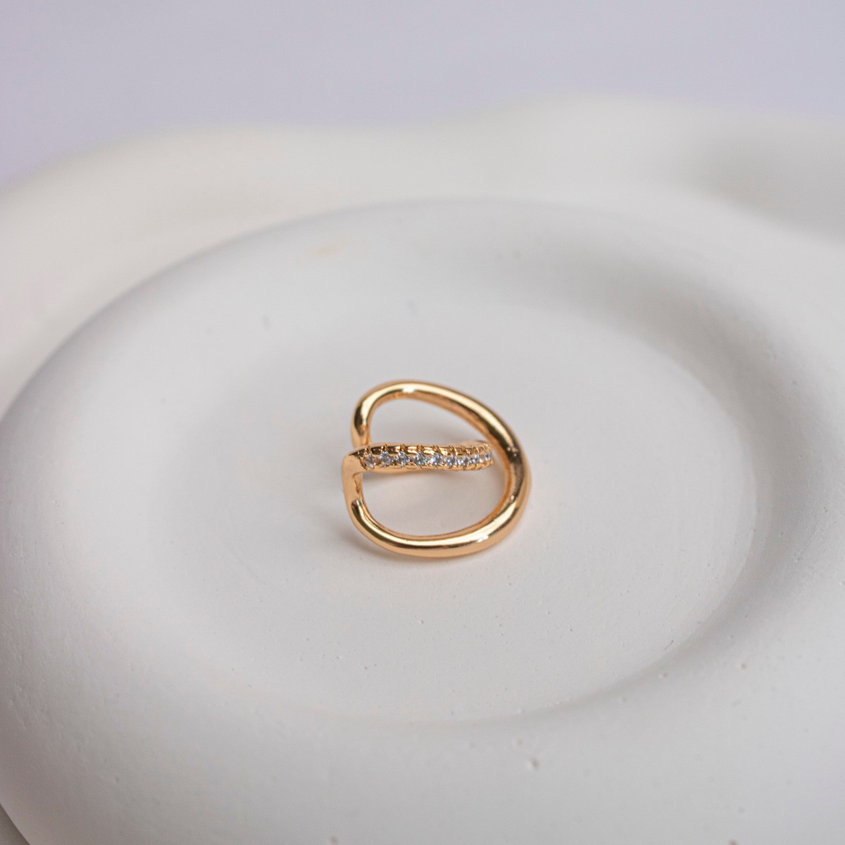 Zirkon Taşlı Sarmal Çelik Earcuff