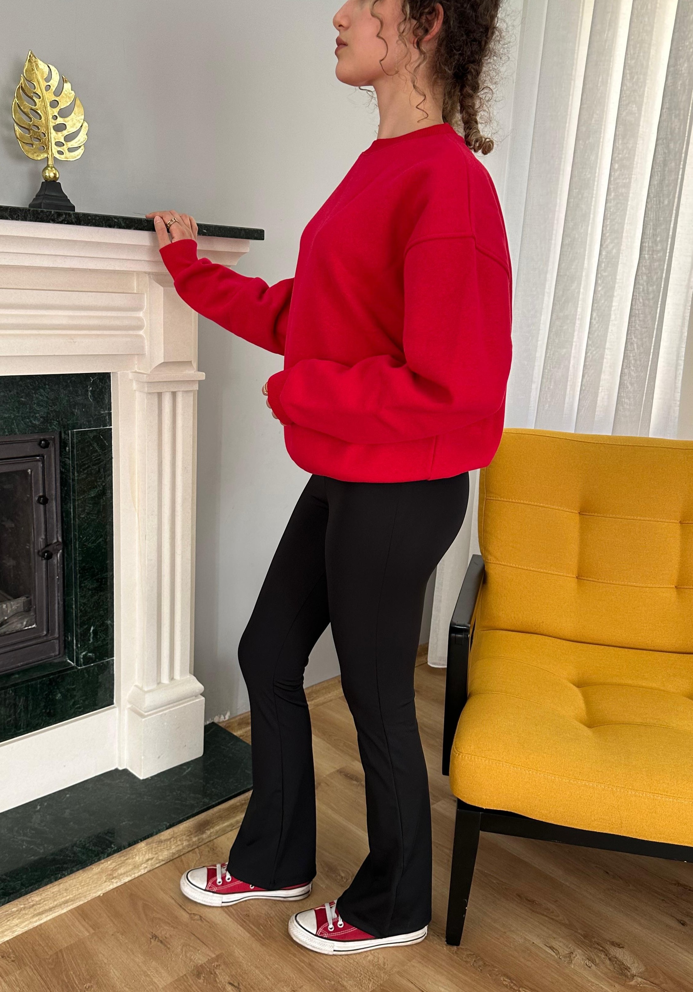 KIRMIZI SWEATSHIRT