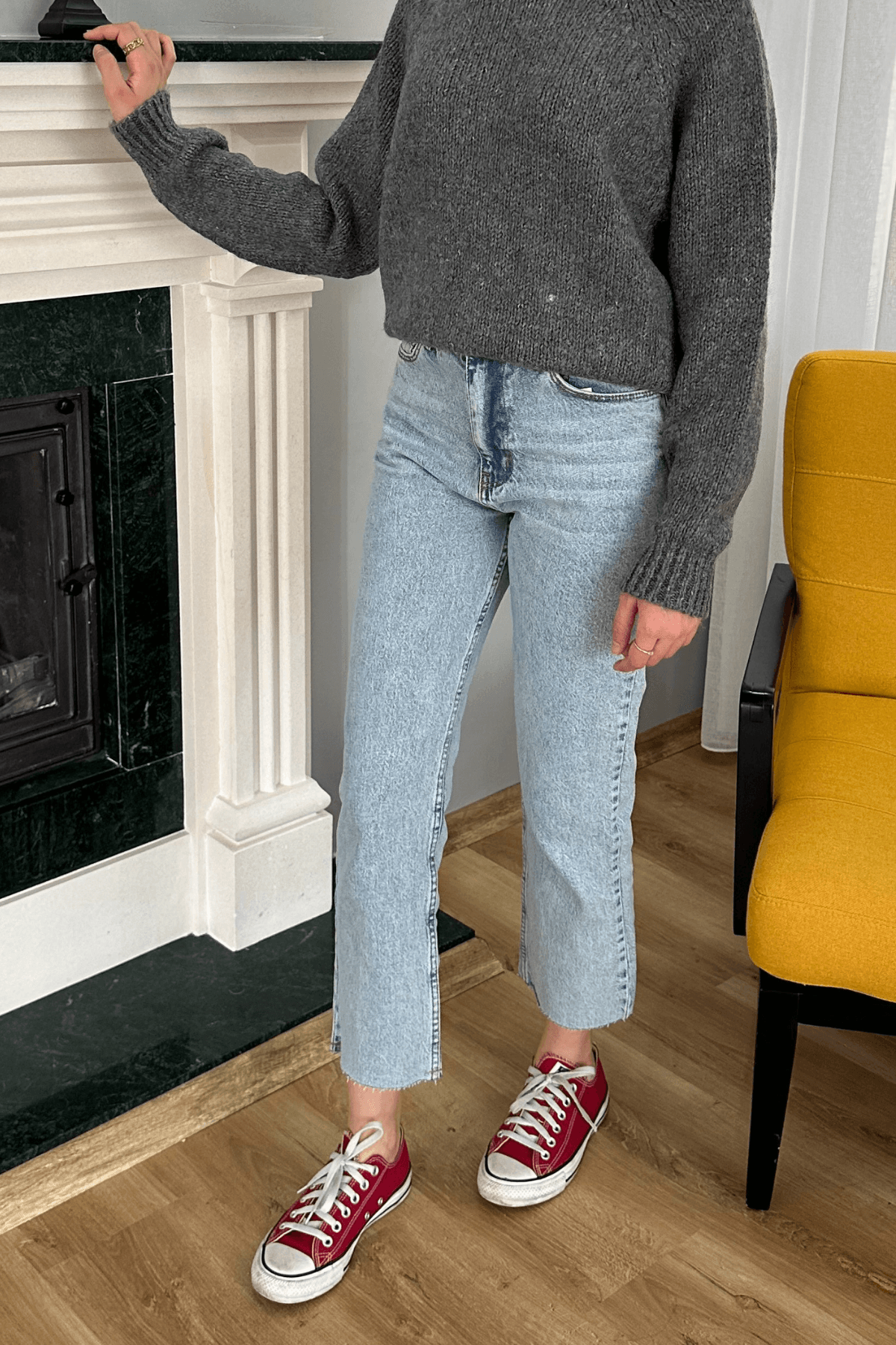 1001 BUZ MAVİ KESİK PAÇA YÜKSEK BEL BOYFIT JEAN