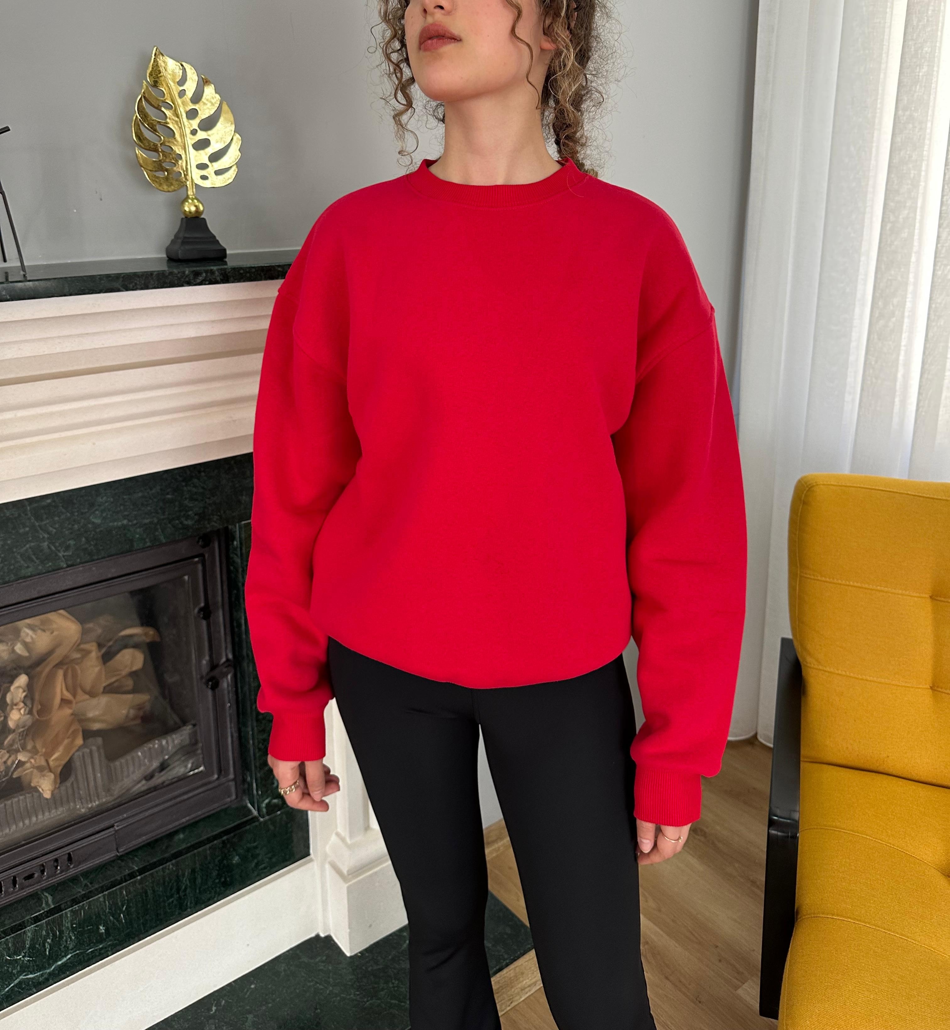 KIRMIZI SWEATSHIRT