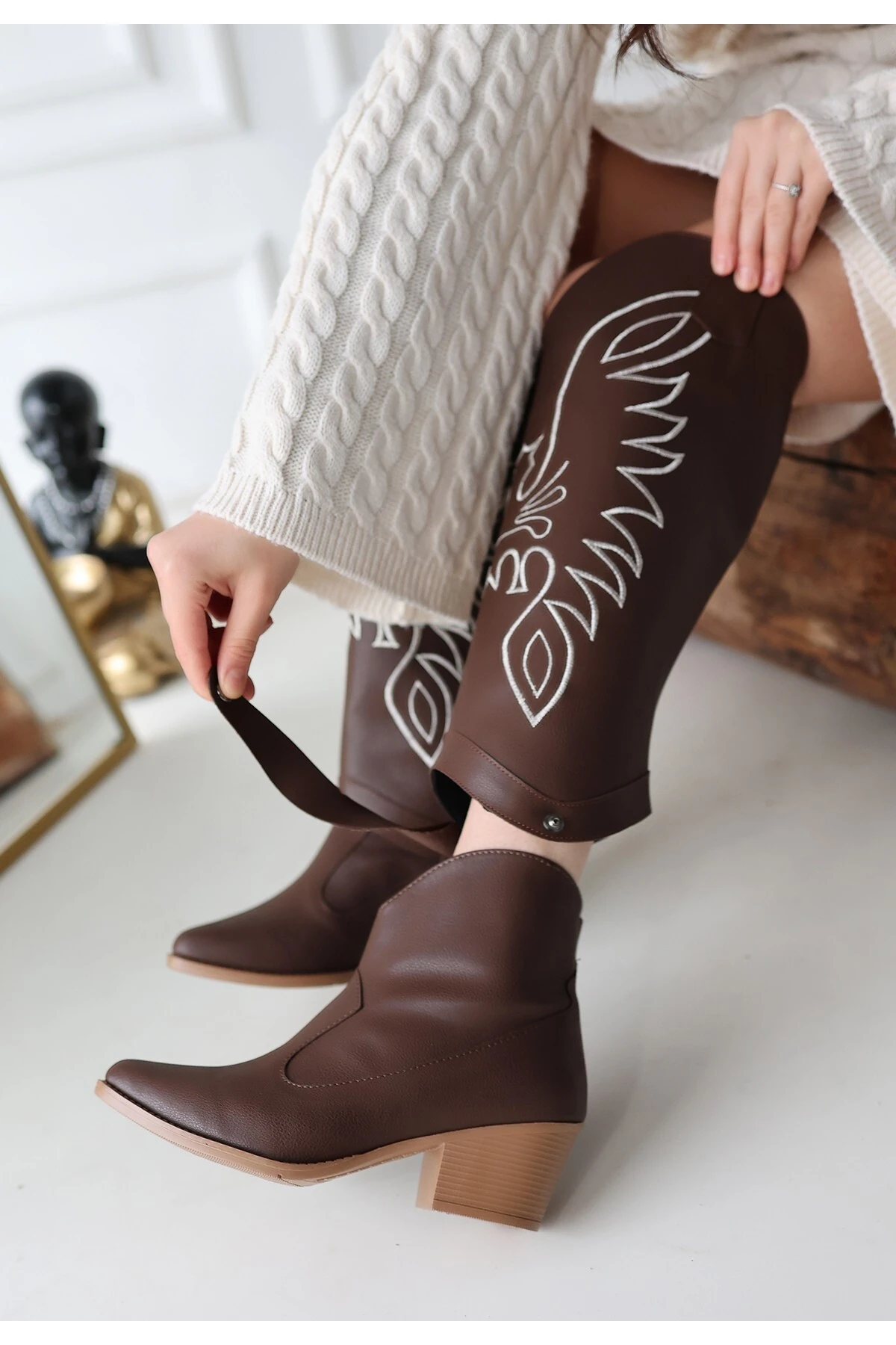 Jilla Kahverengi Cilt Tak Çıkar Topuklu Bot Ve Çizme