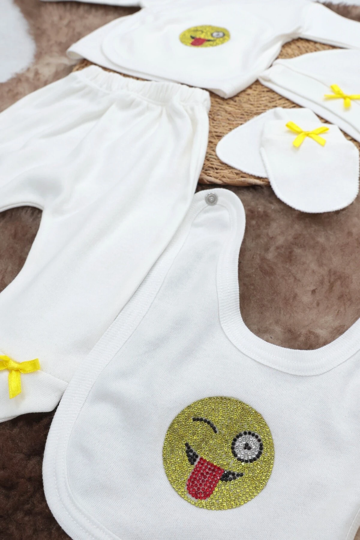 5 Parça Hastane Çıkışı Zıbın Seti 0-3 Ay