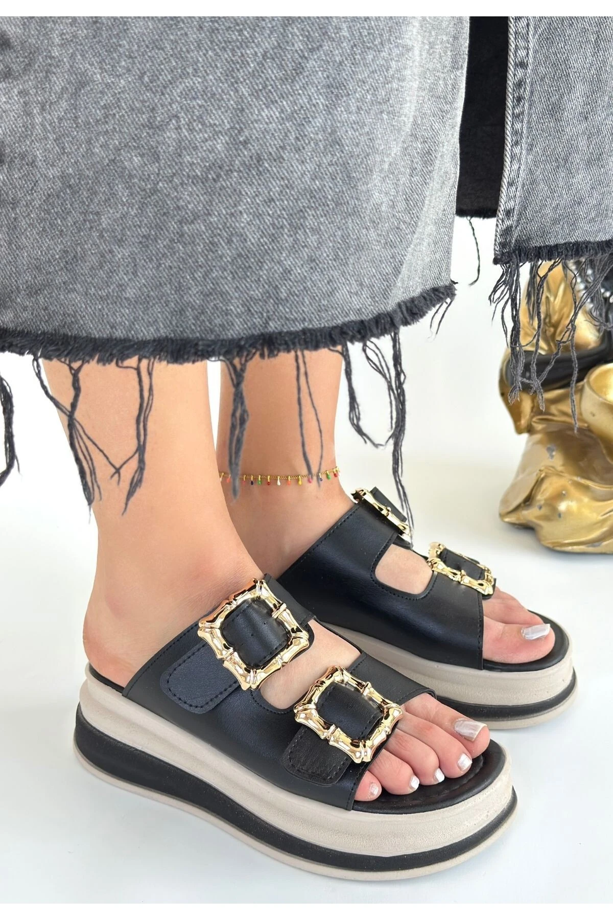 Jalli Siyah Cilt Terlik