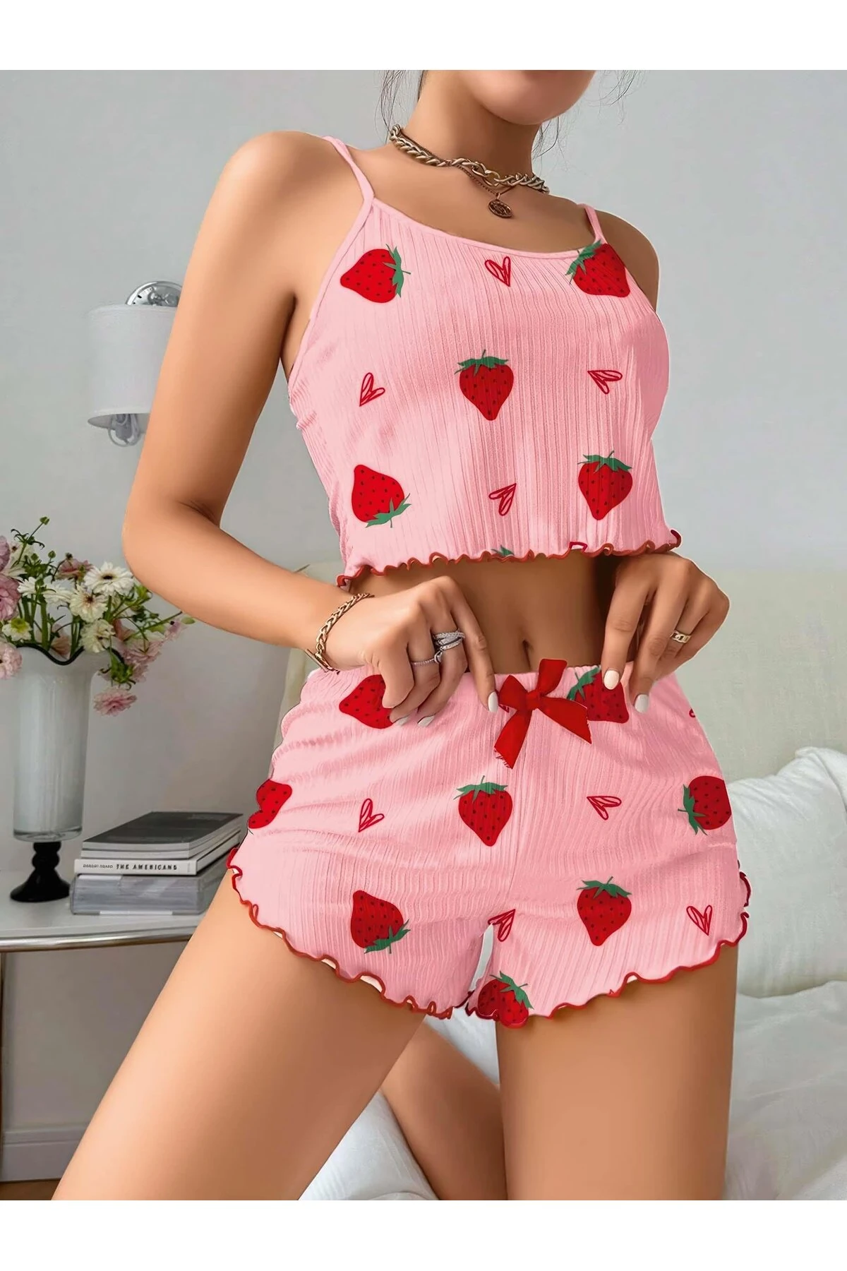 Kadın Pembe Çilek desenli Şortlu Pijama Takımı 5056
