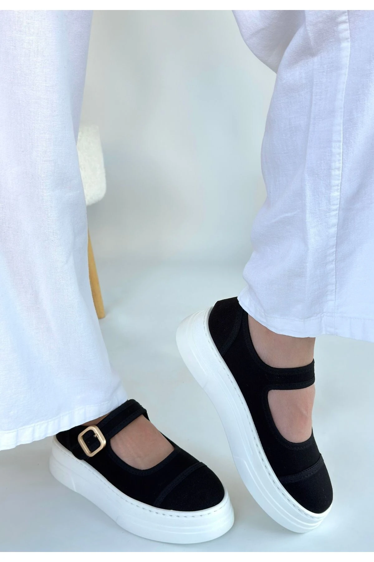 Lunni Siyah Keten Spor Ayakkabı - Lisinya