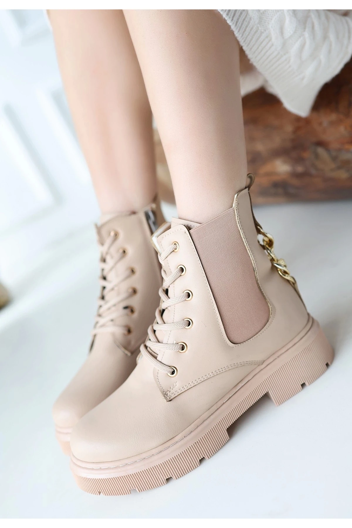 Harte Nude Cilt Bağcıklı Bot