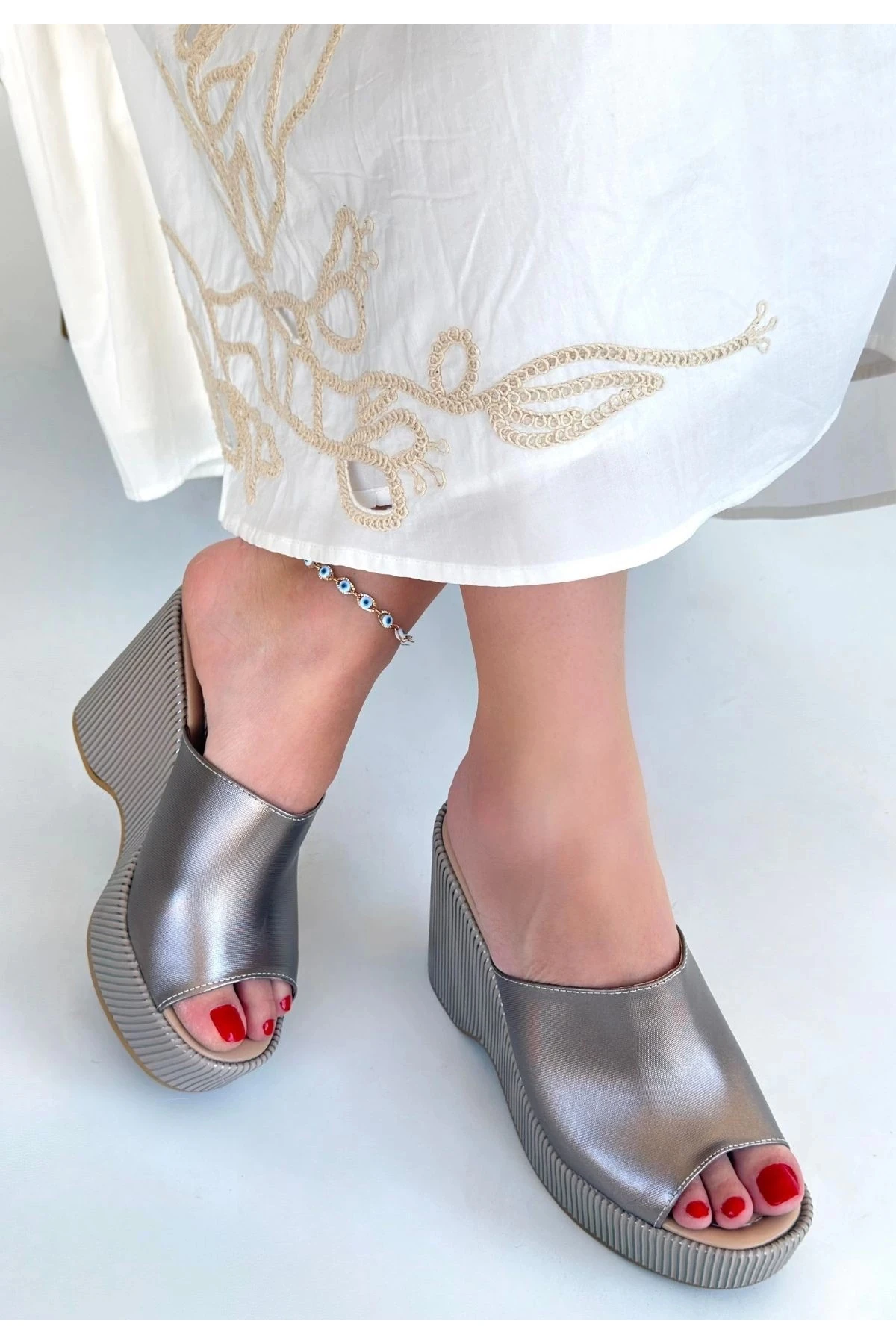 Tlay Platin Cilt Dolgu Topuk Terlik