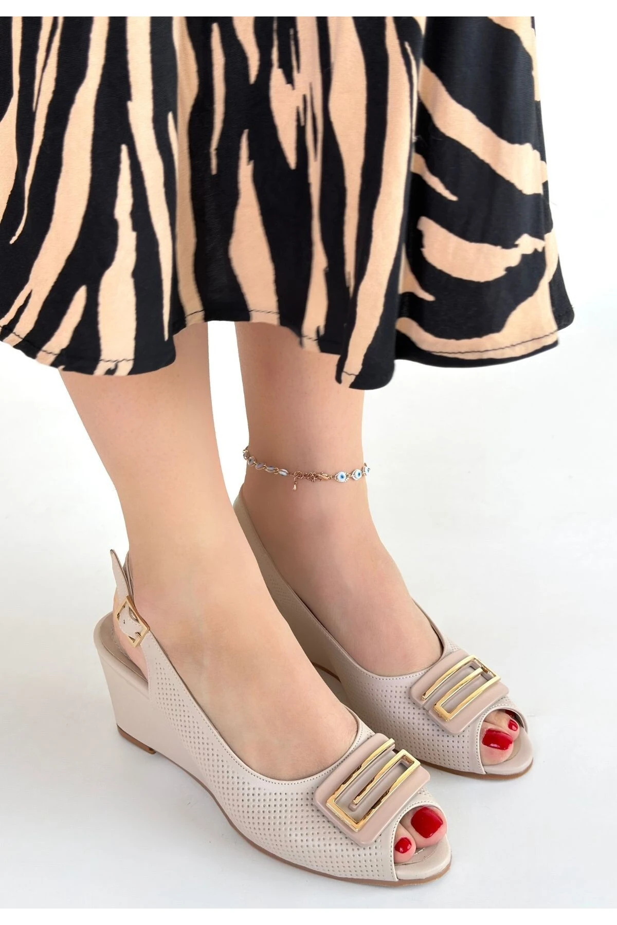 eyesof Mamba Bej Cilt Dolgu Topuk Ayakkabı