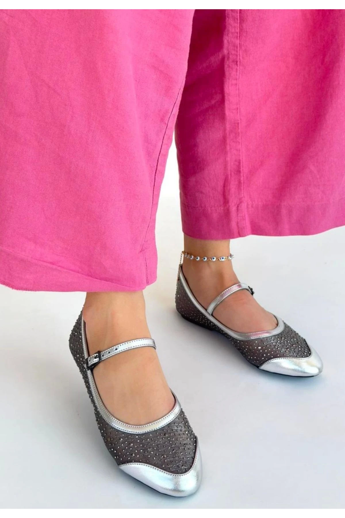Toyan Gümüş Cilt Babet Ayakkabı