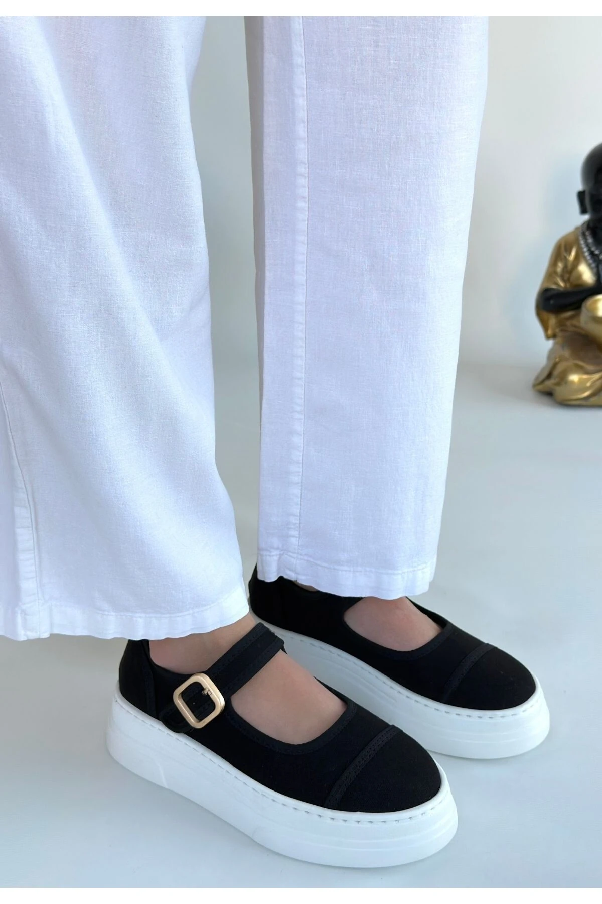 Lunni Siyah Keten Spor Ayakkabı - Lisinya