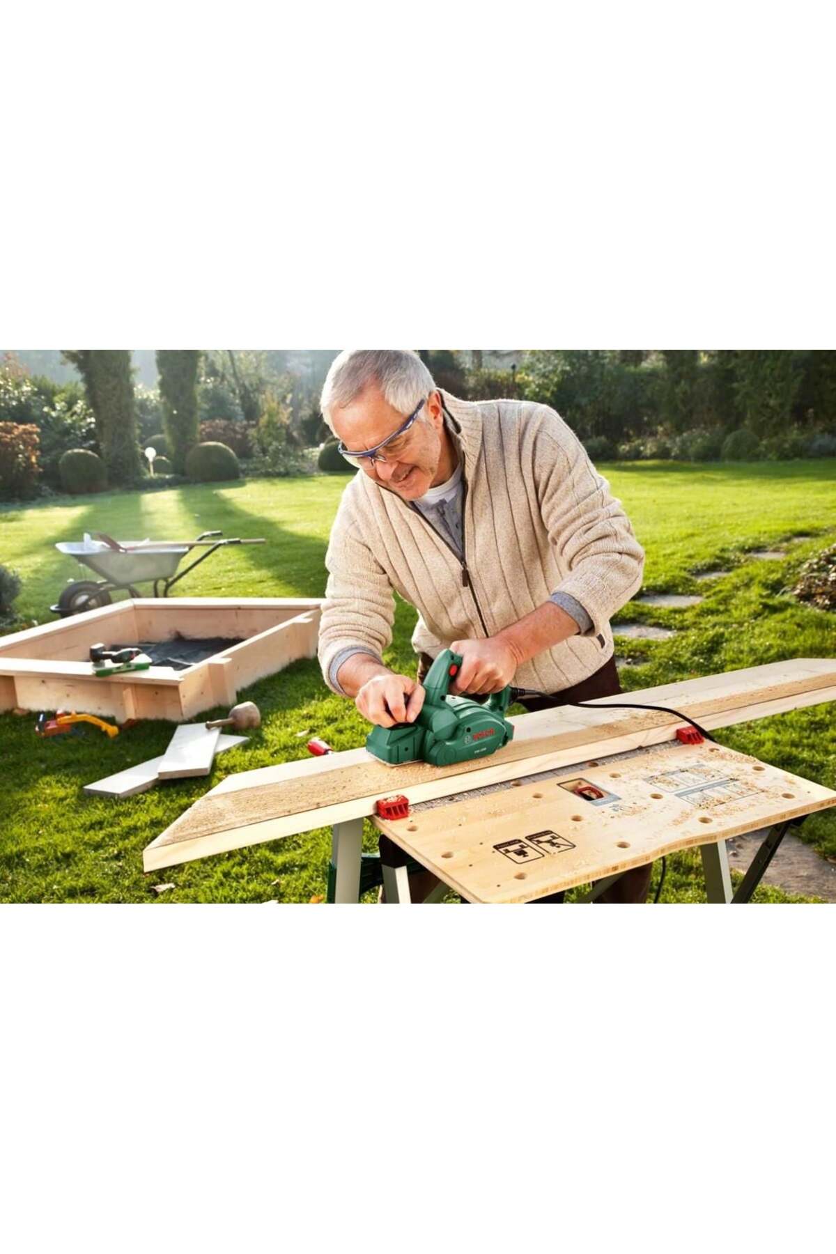 Bosch PHO 1500 82 mm Planya Makinası 550 Watt