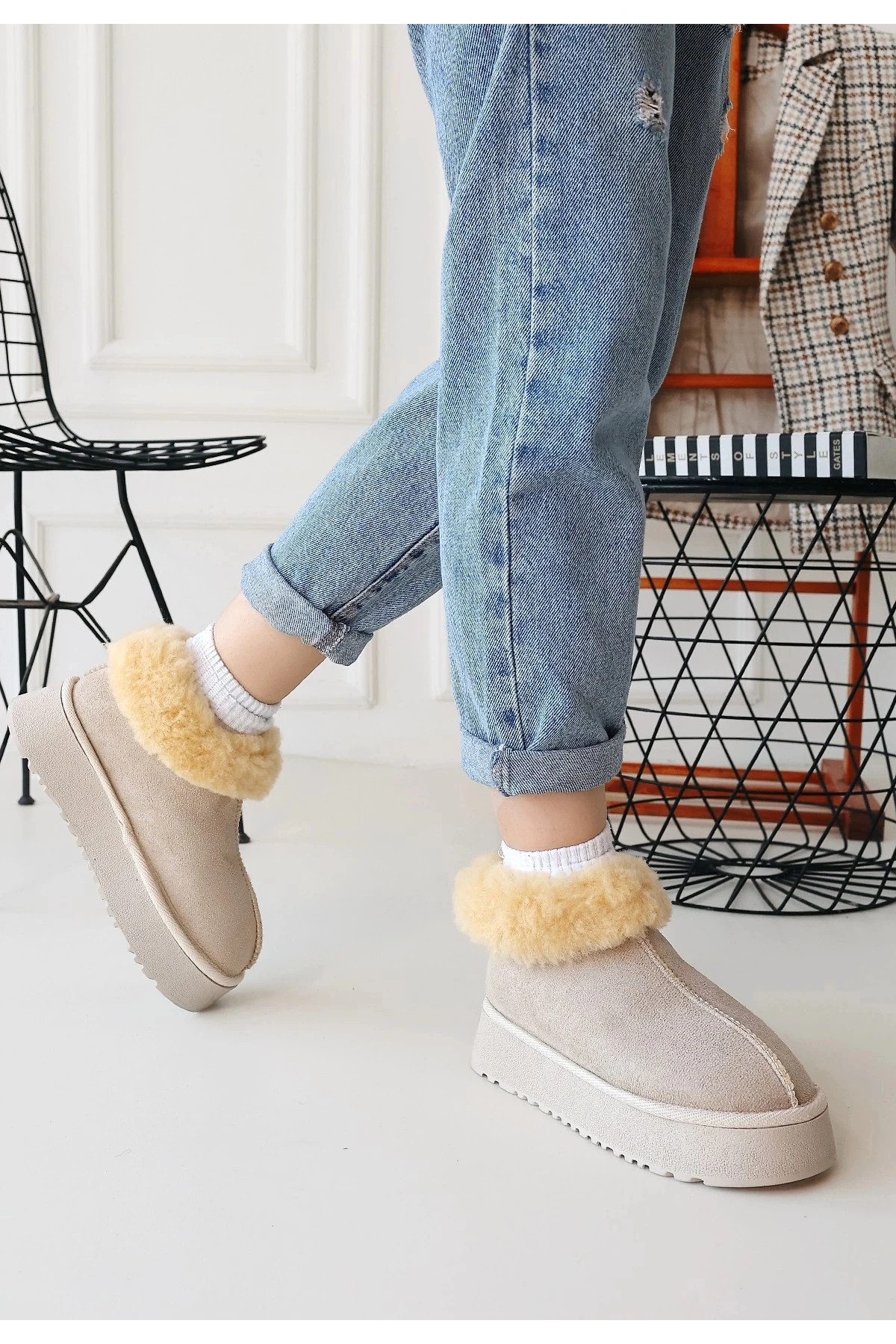 Edali Bej Süet Bot - Lisinya