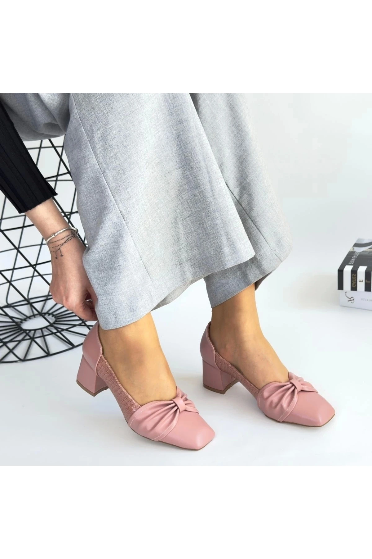 Agnet Pudra Cilt Topuklu Ayakkabı