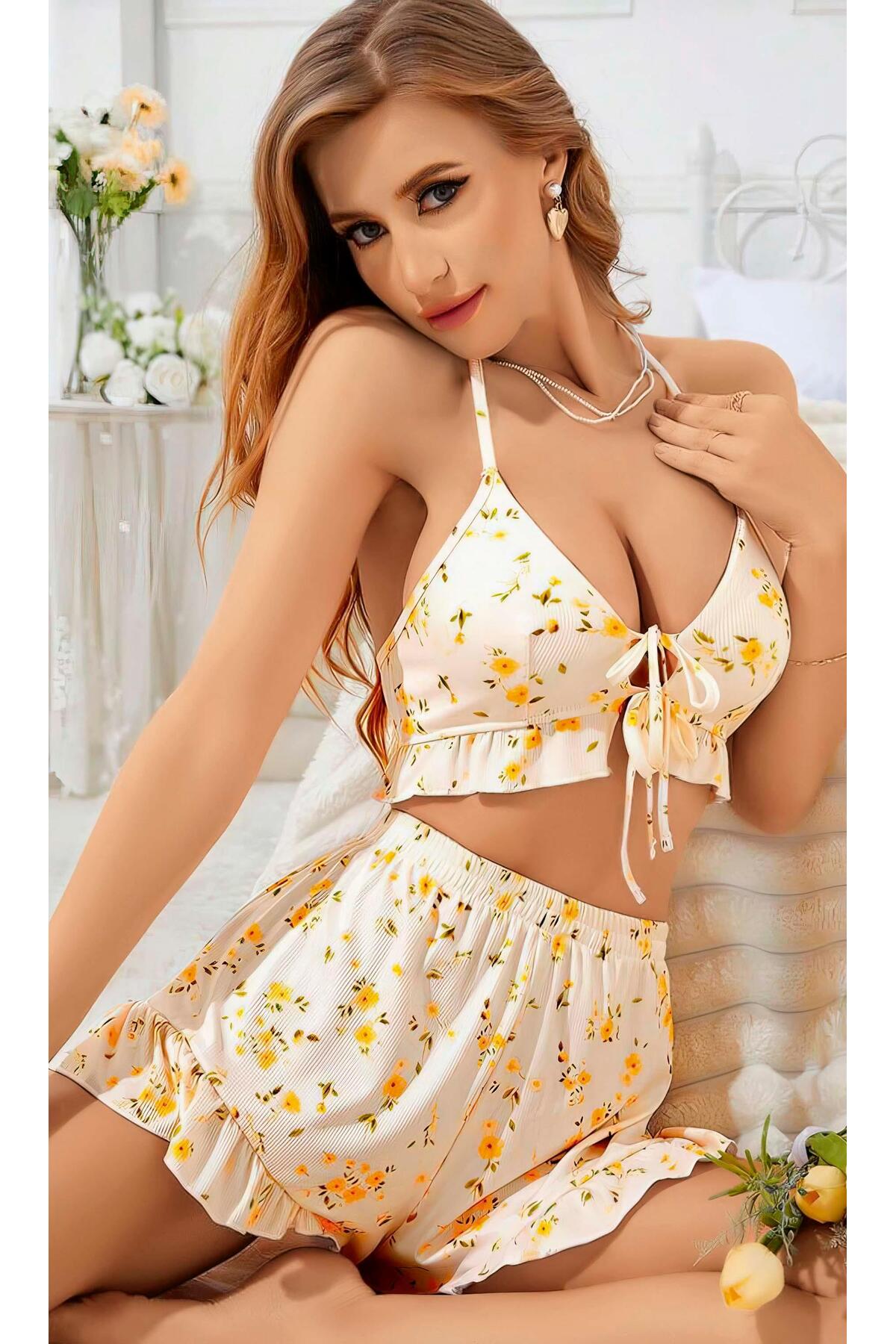 Kadın Çiçekli Ekru Askılı Şortlu Pijama Takım 5017
