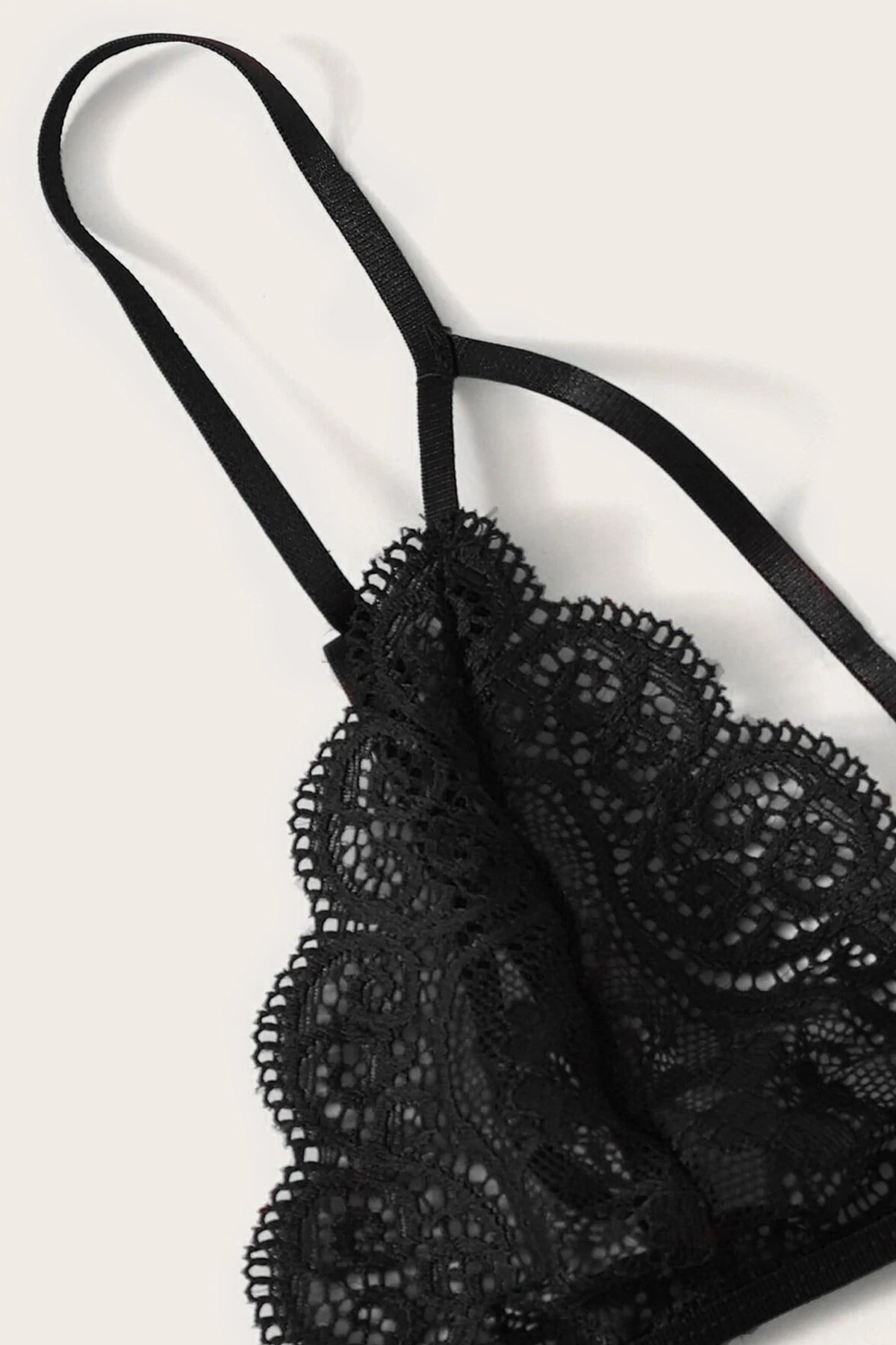 Kadın Siyah Dantel Sütyen Külot Takımı – Modern, Konforlu ve Günlük Kombinlere Uygun