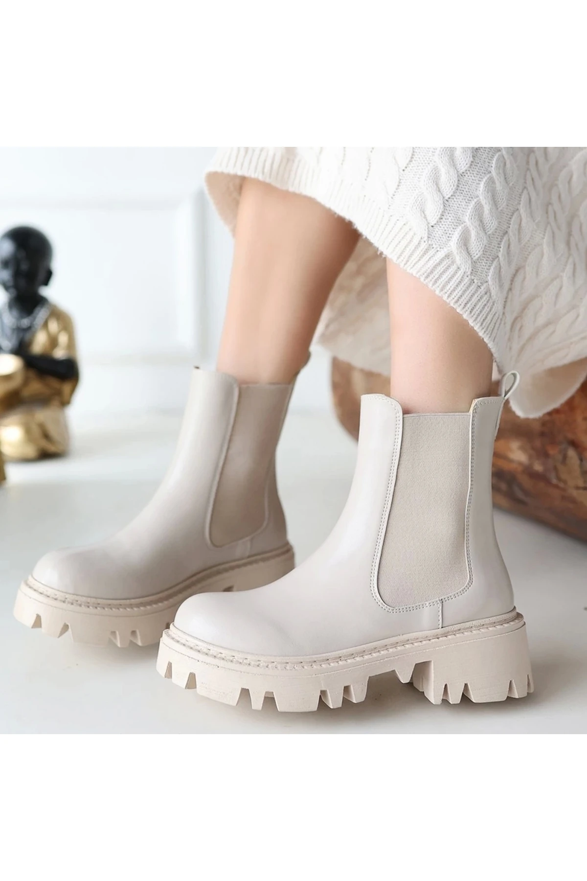 Ninle Bej Cilt Topuklu Bot