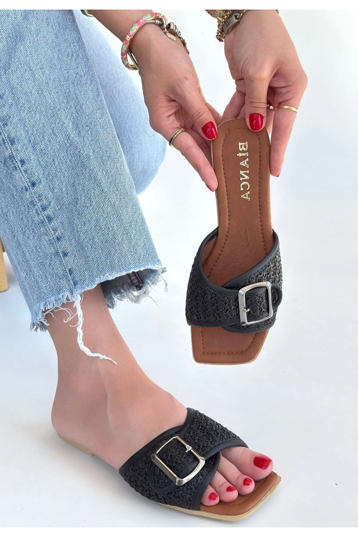 eyesof Revin Siyah Cilt Terlik