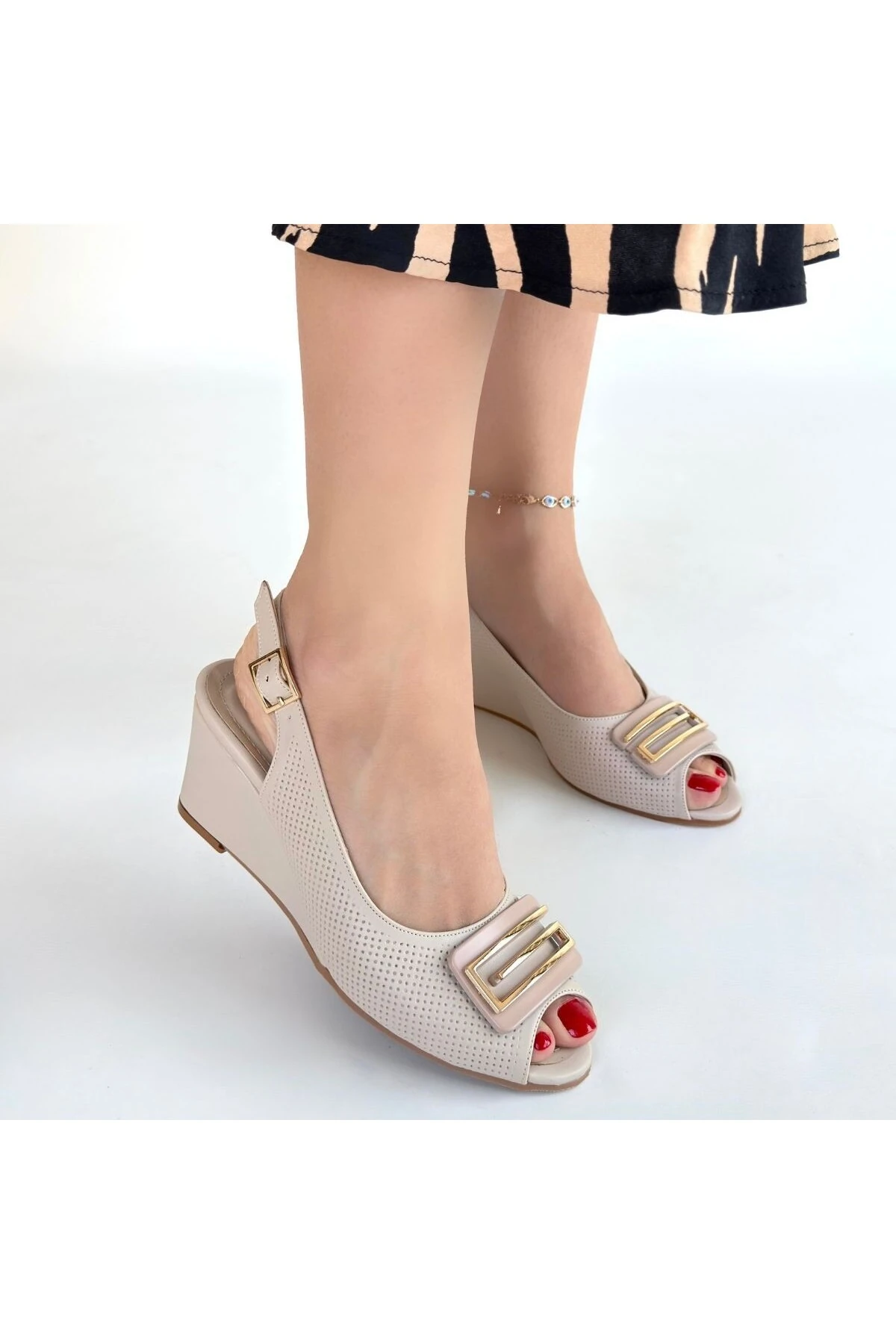 eyesof Mamba Bej Cilt Dolgu Topuk Ayakkabı