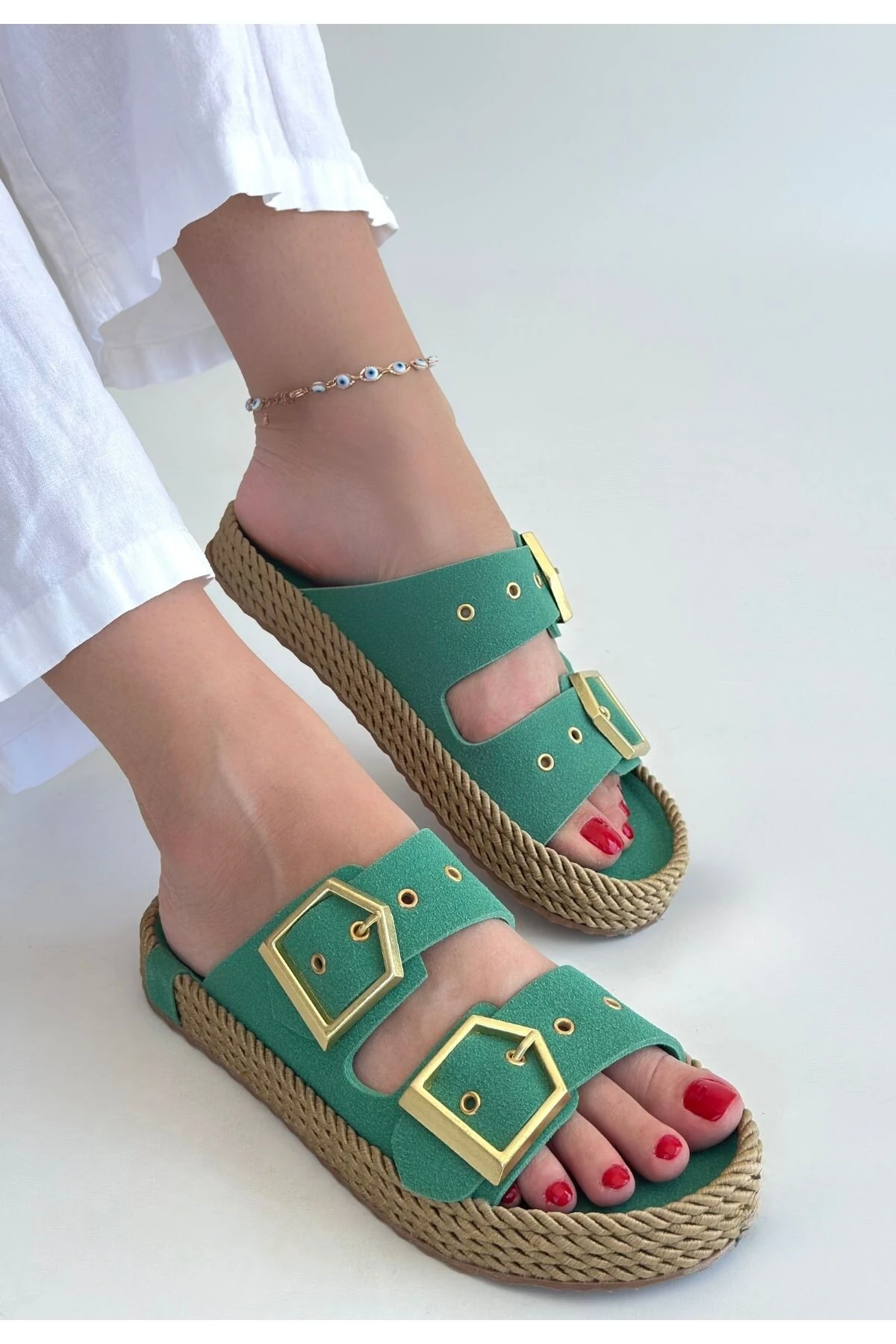 İces Yeşil Nubuk Terlik