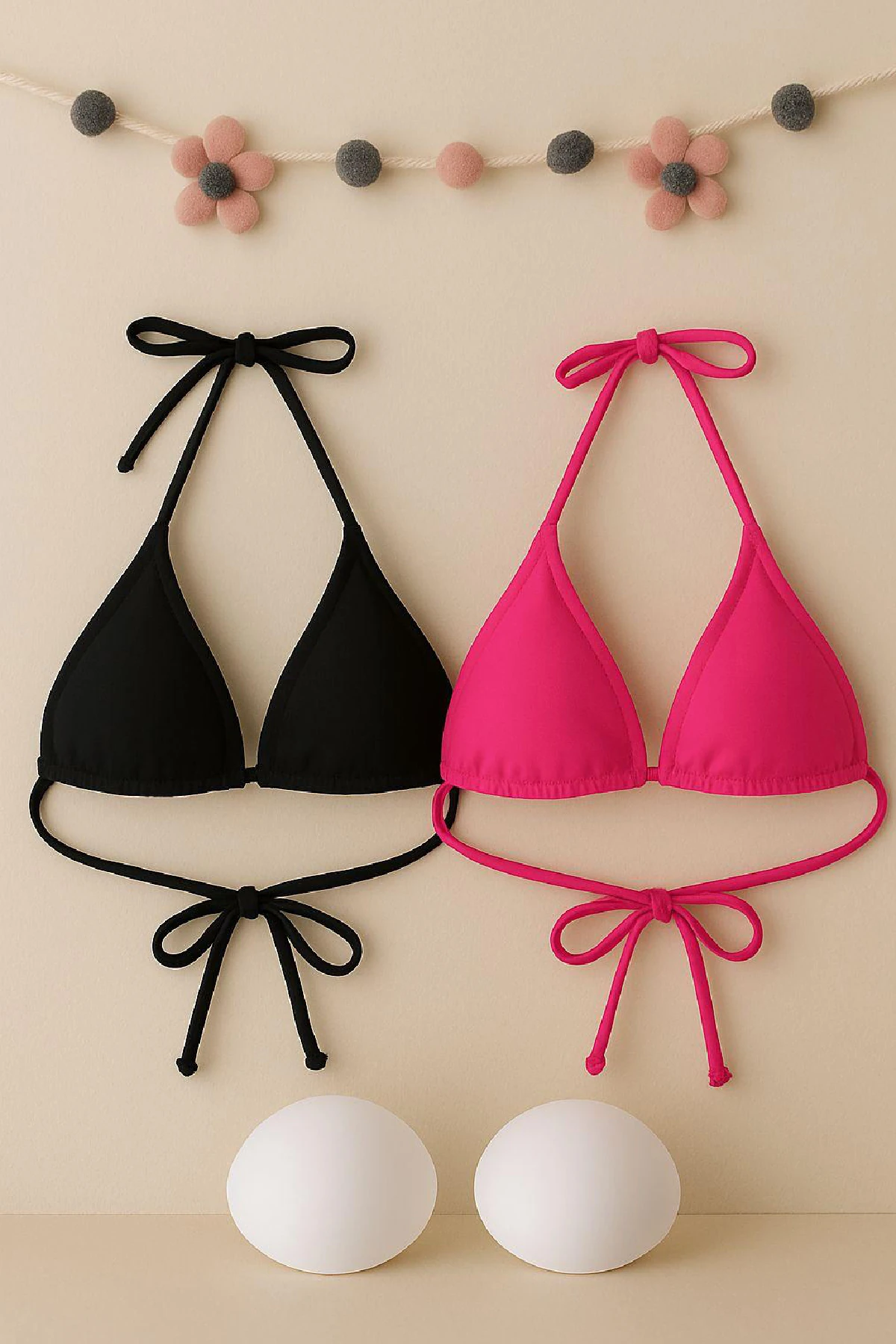 Kadın Siyah ve Fuşya Minimal Kesim Üçgen Bikini Üstü – Modern ve Şık Tasarım