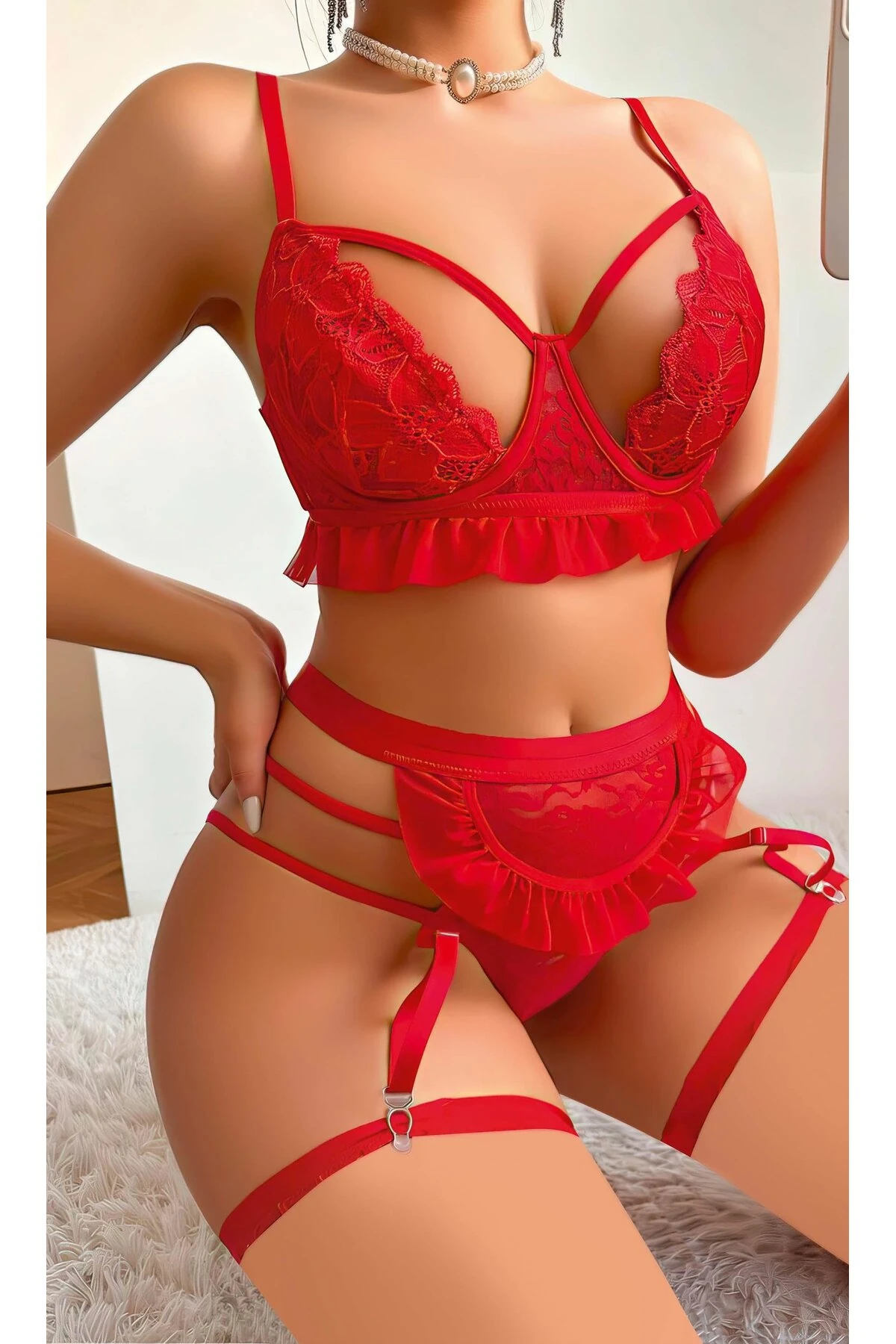 eyesof Kırmızı Kostüm Bacak Bantlı Fantezi Gecelik 2060