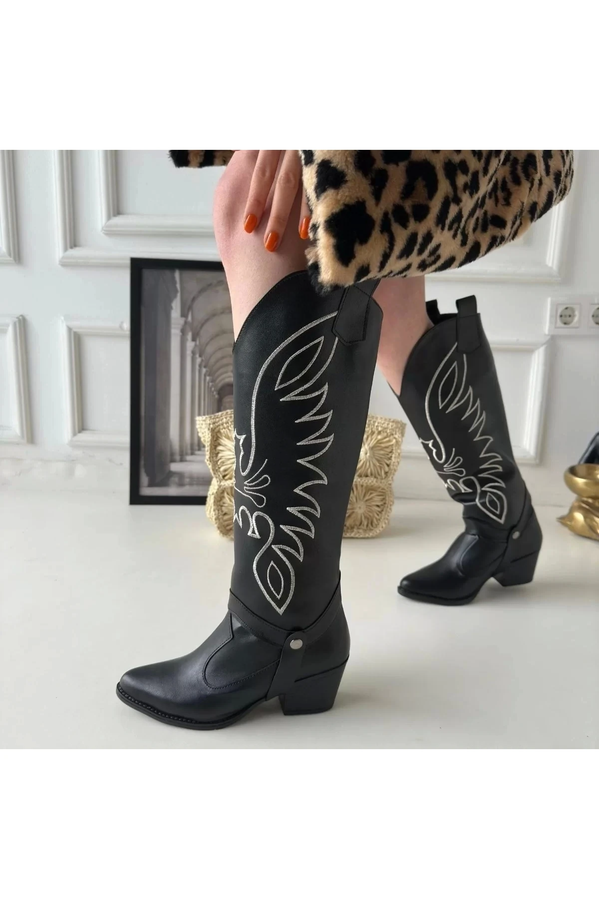 Jilla Siyah Cilt Tak Çıkar Topuklu Bot Ve Çizme