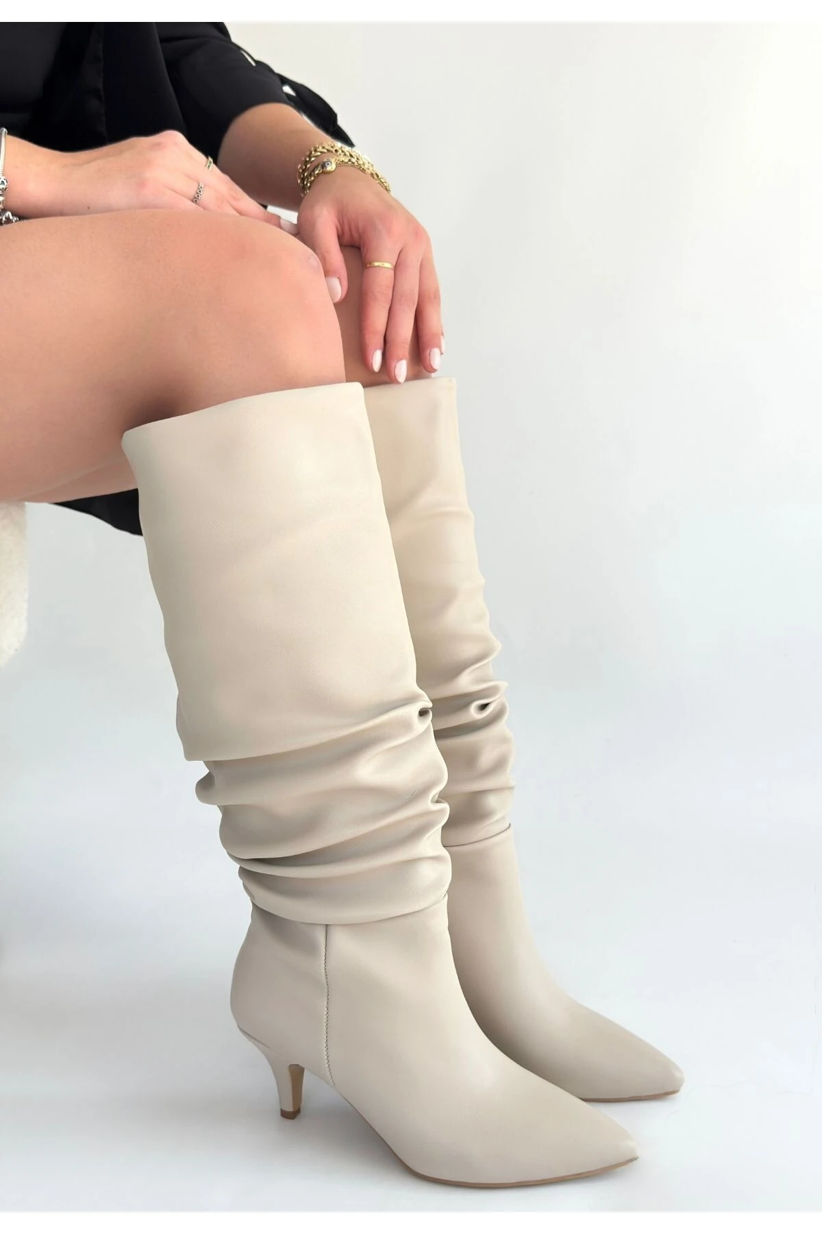 Zelya Bej Cilt Topuklu Çizme - Lisinya