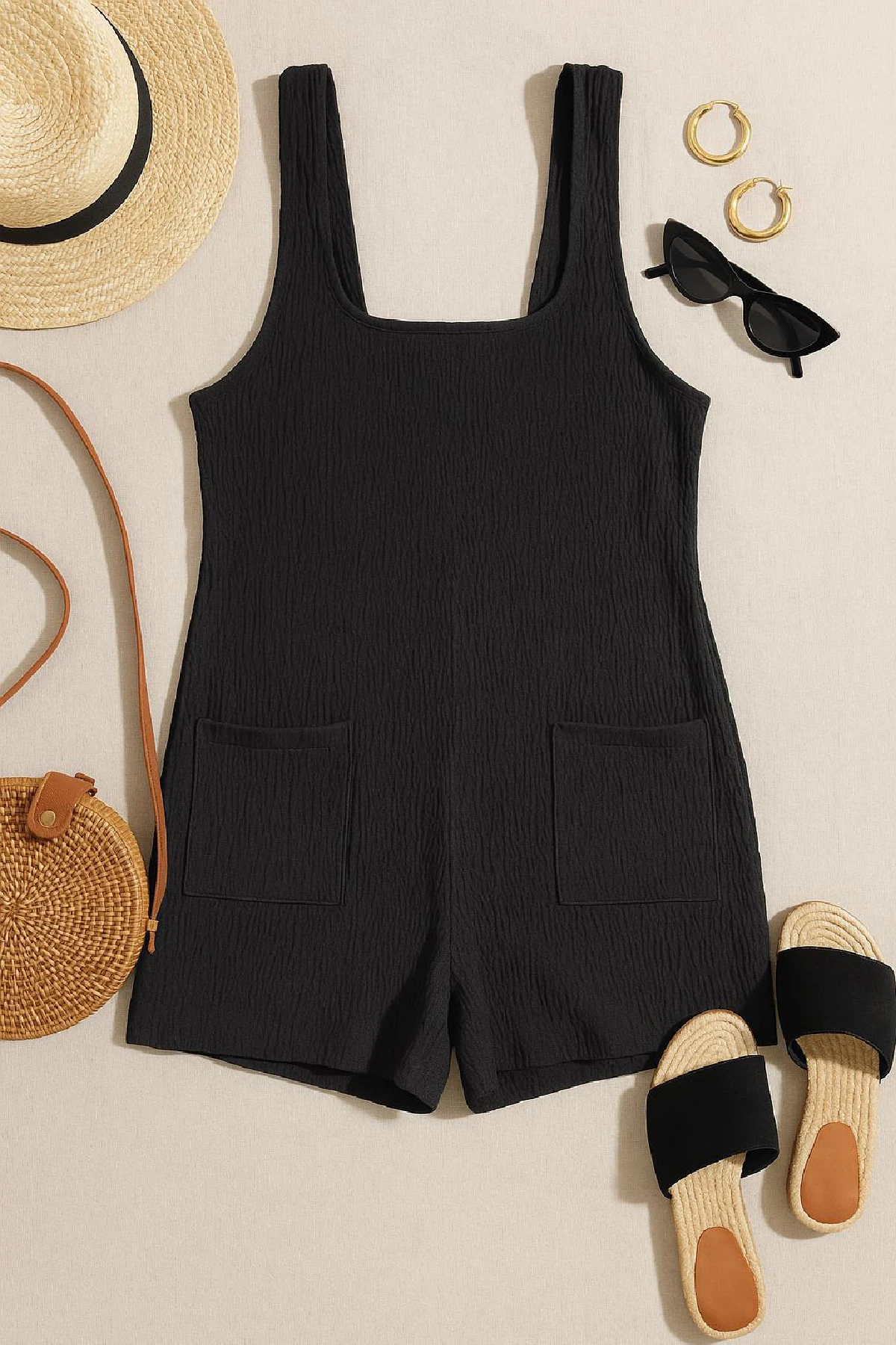 Kadın Siyah Mini Cepli Tulum Plaj Elbisesi – Şık, Rahat ve 4 Mevsim Kullanıma Uygun